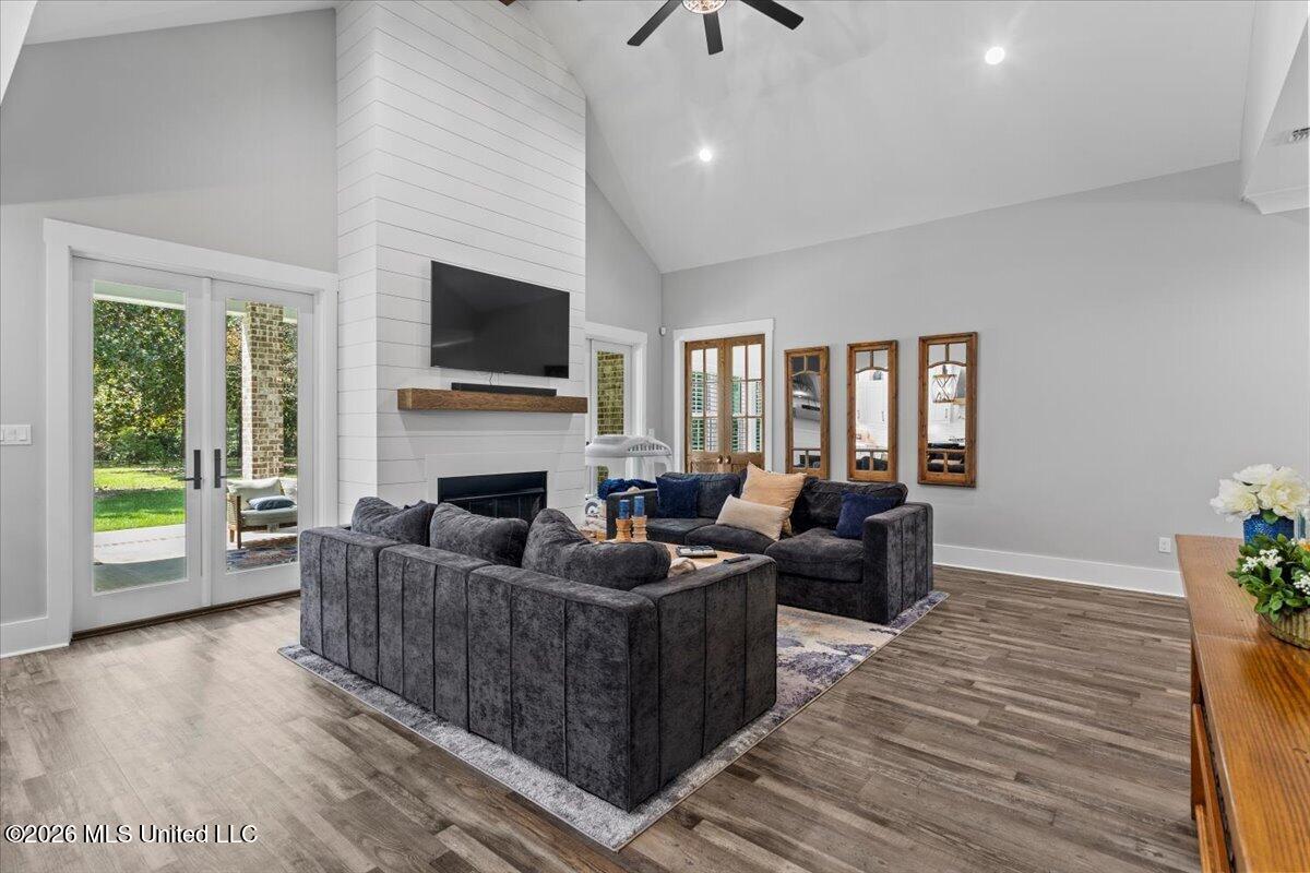 16017 Lorraine Road Property Photo 7