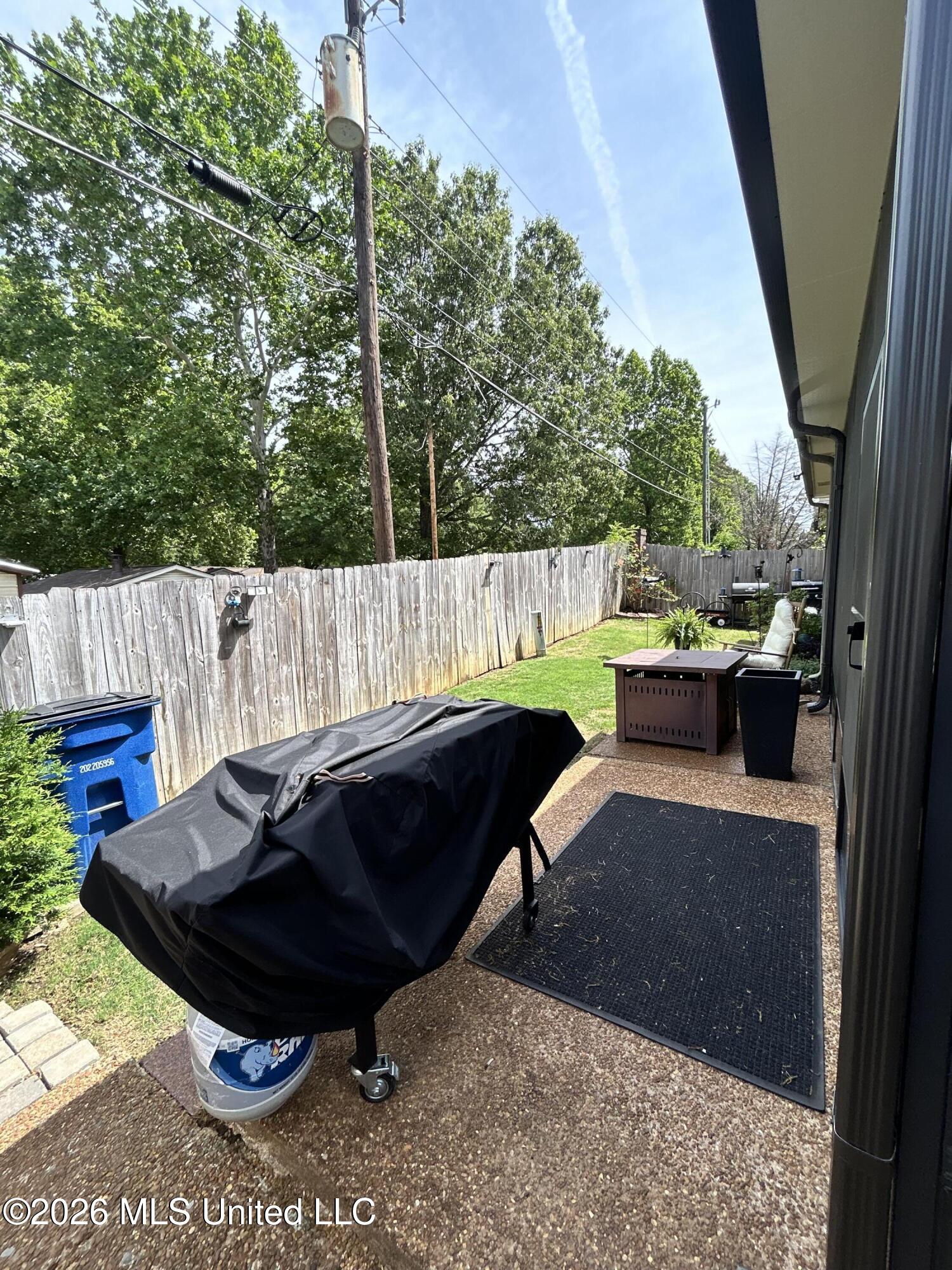 9084 Belle Maison Boulevard Property Photo 25