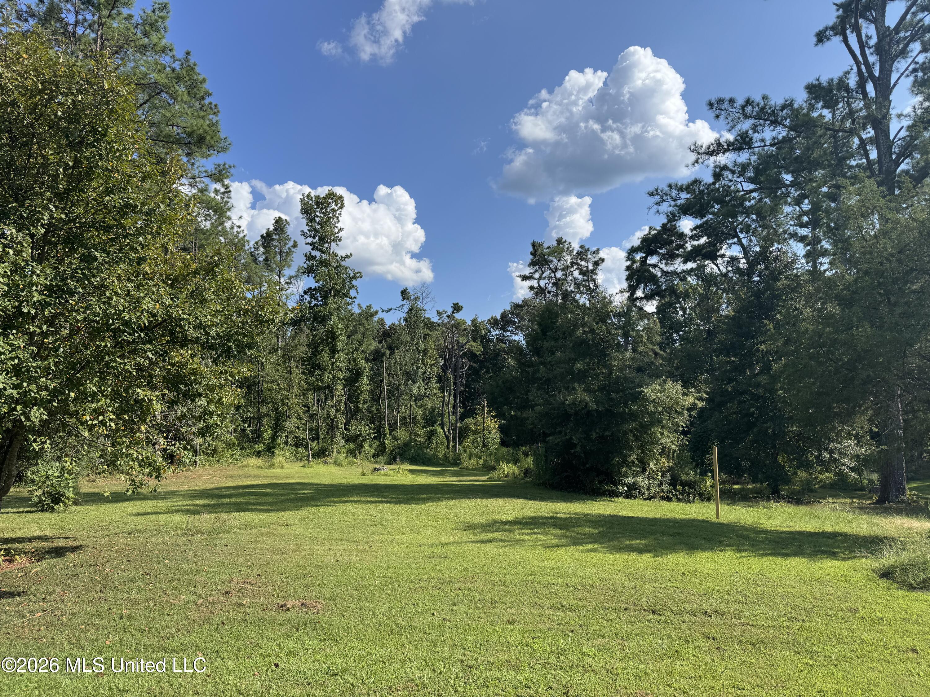 1058 Ridge Avenue Property Photo 7