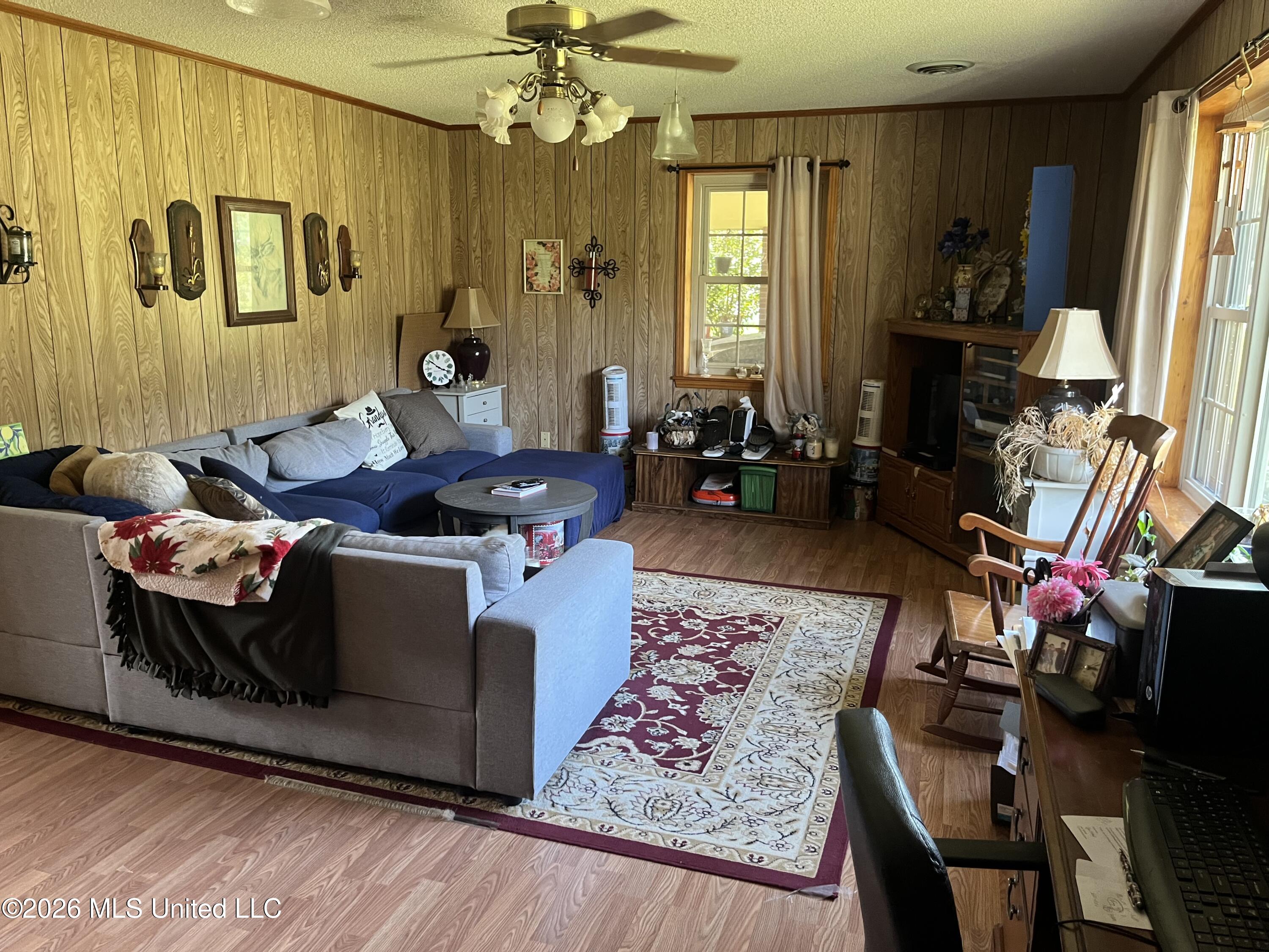 1058 Ridge Avenue Property Photo 20