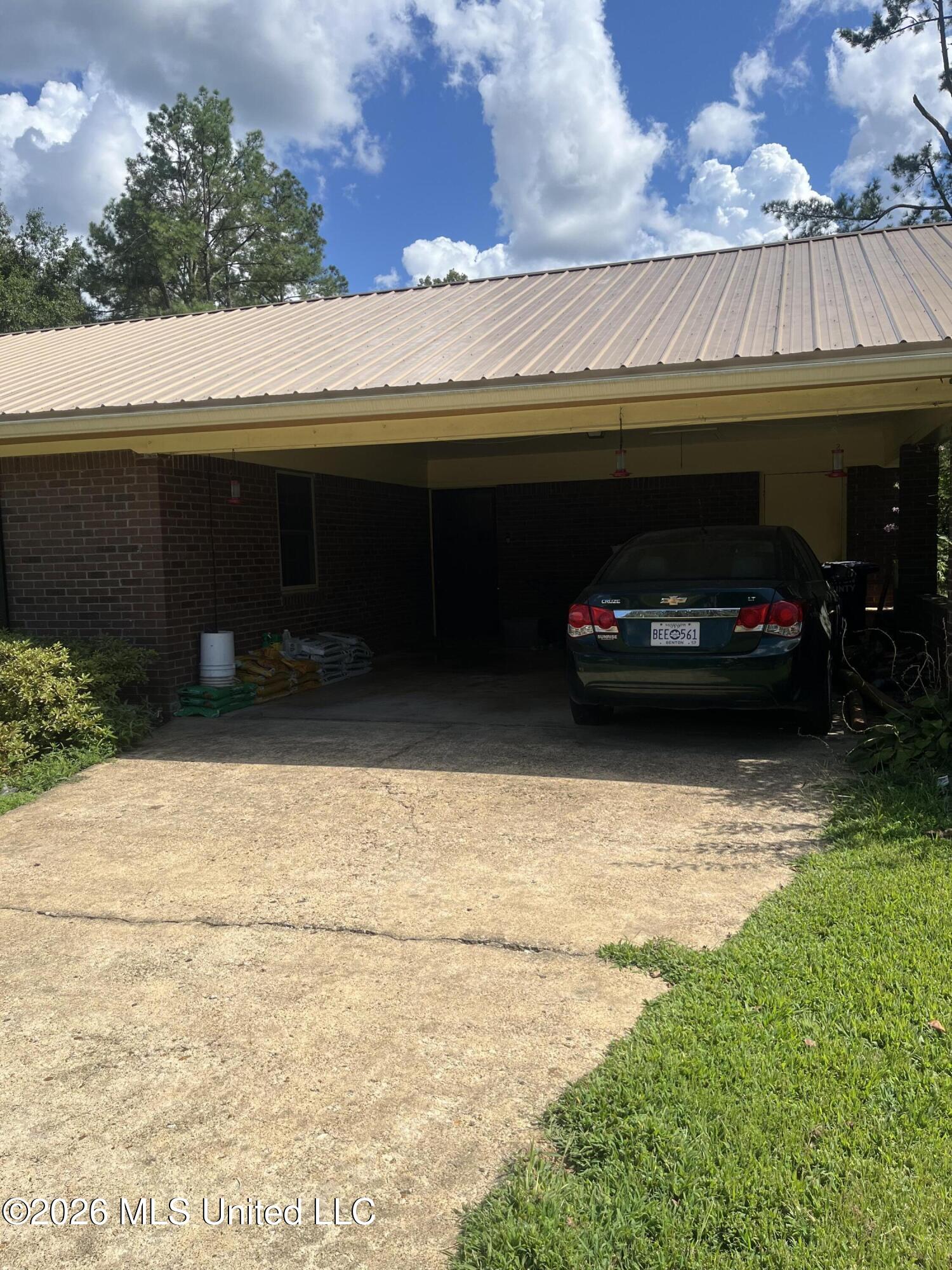 1058 Ridge Avenue Property Photo 32