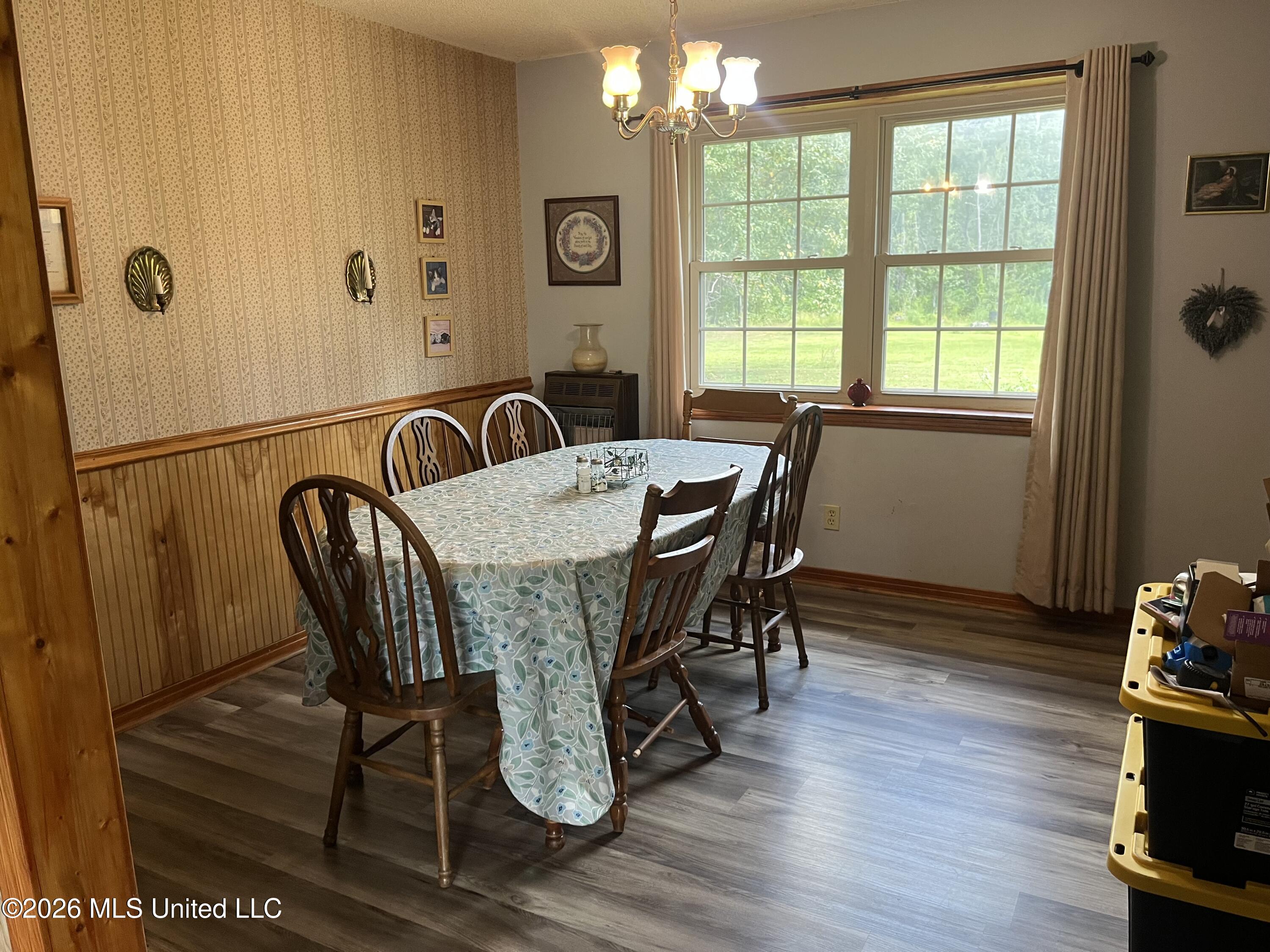 1058 Ridge Avenue Property Photo 38