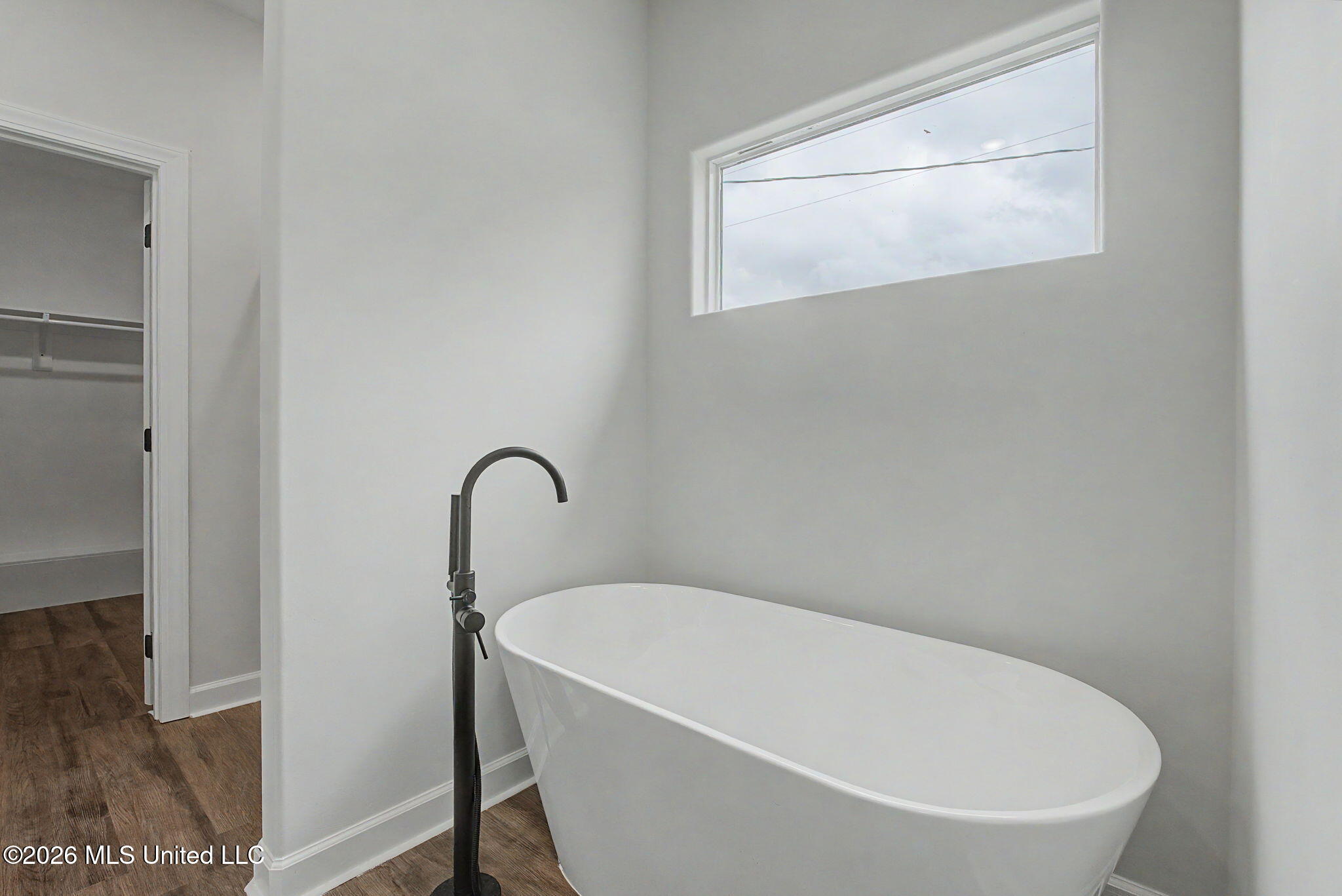 1180 Barr Road Property Photo 10
