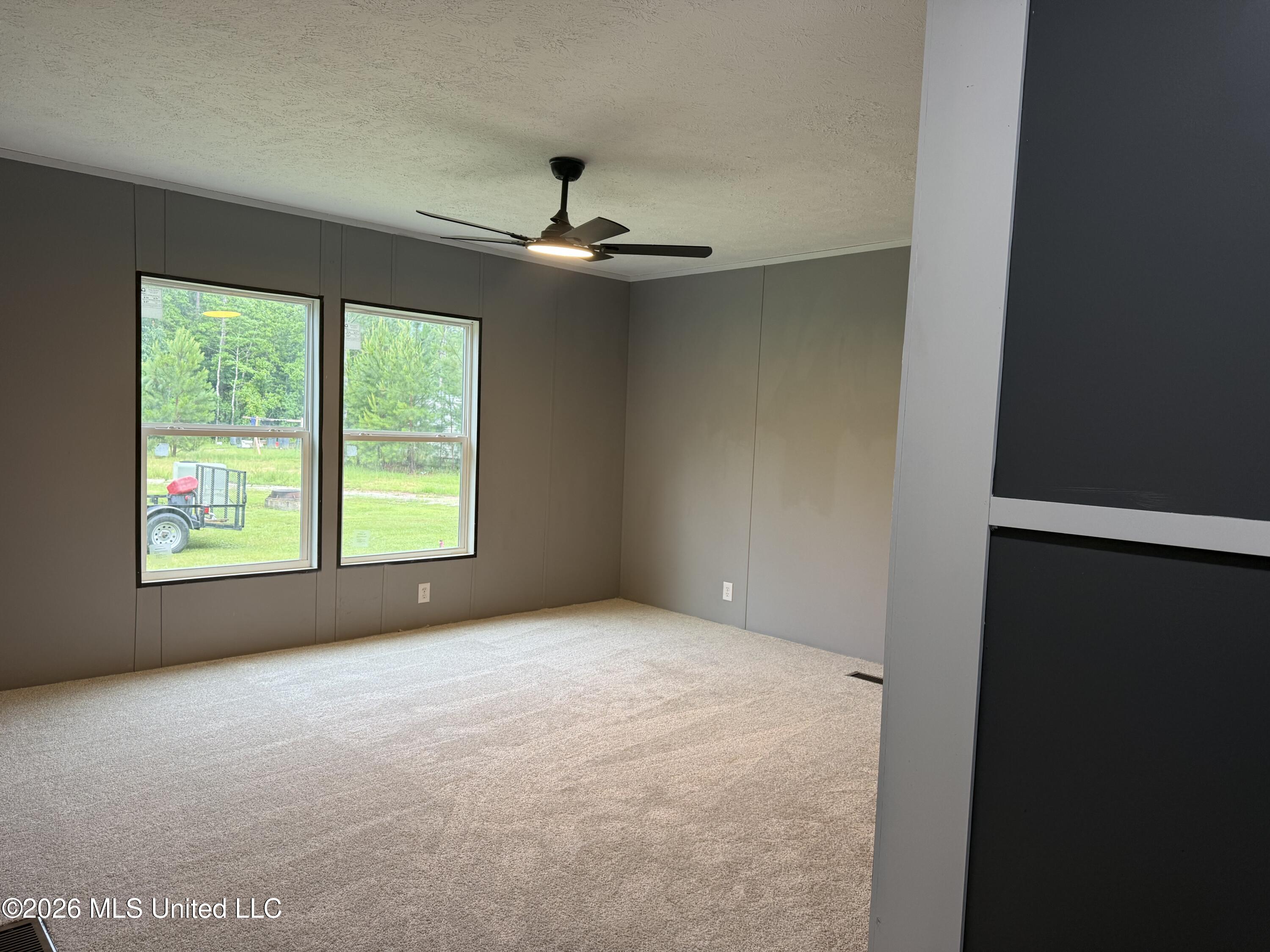 19 Willow Drive Property Photo 8