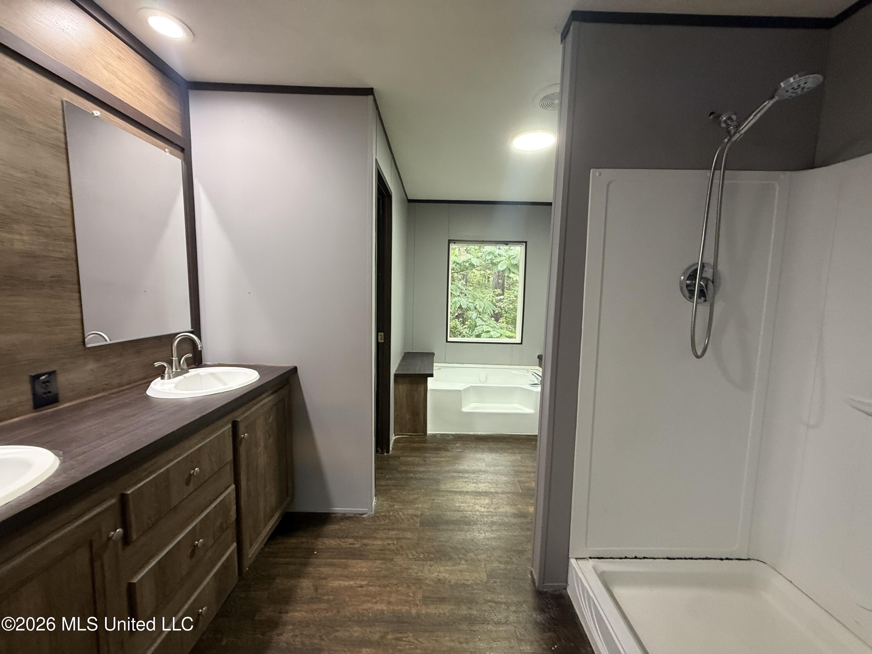 19 Willow Drive Property Photo 10