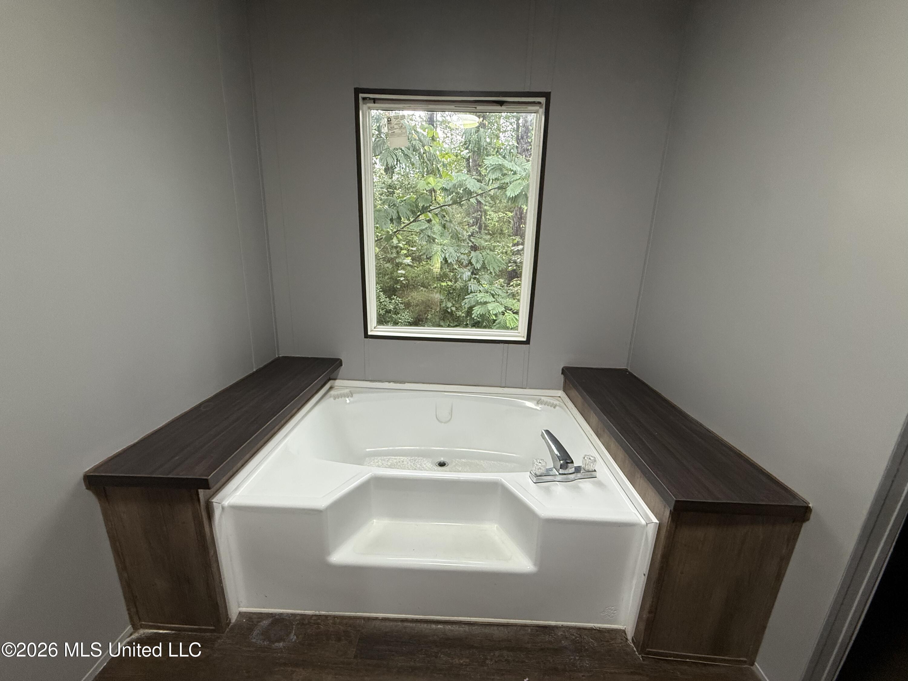 19 Willow Drive Property Photo 15