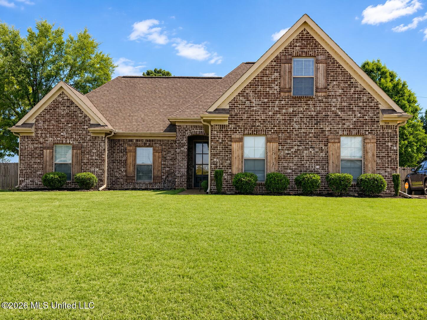 308 Garrison Drive Property Photo 1