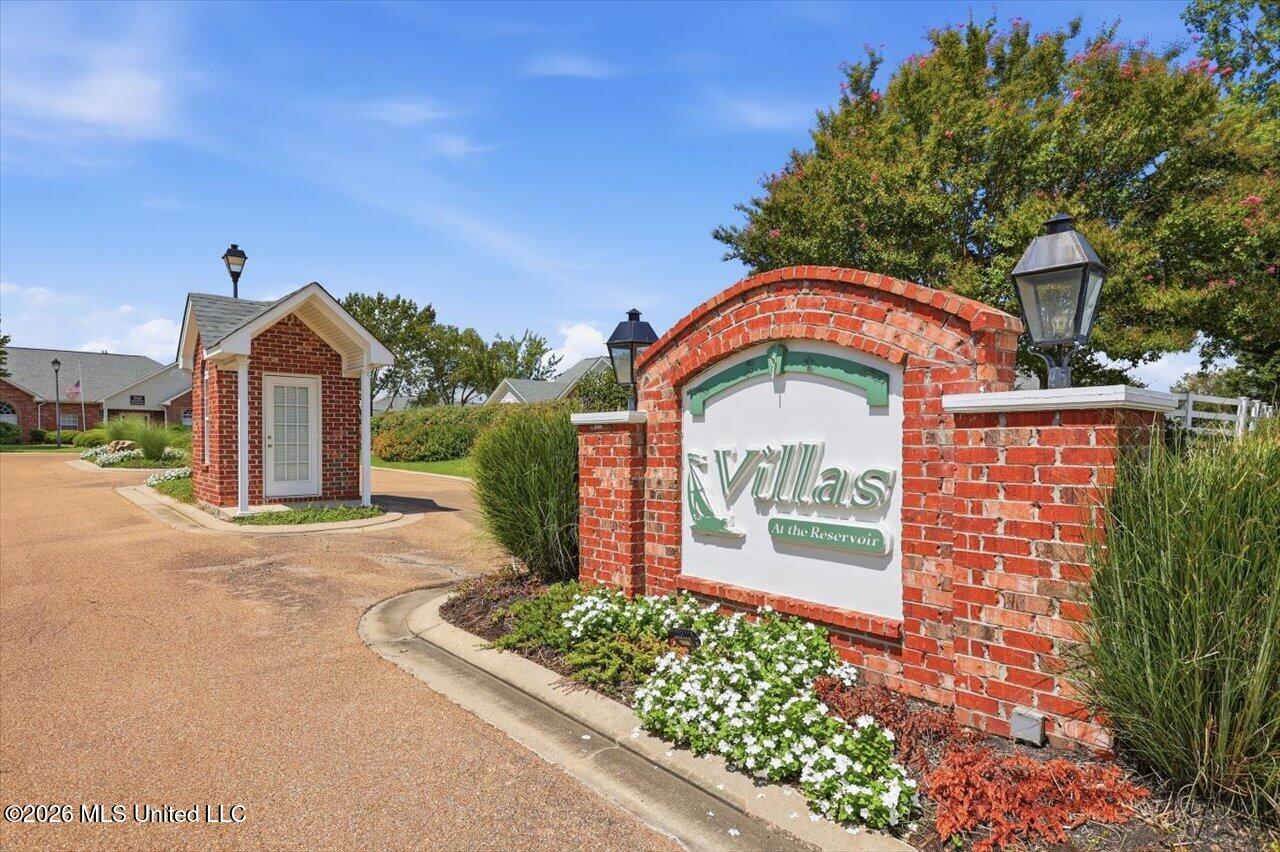1114 Gerrits Landing Property Photo 17