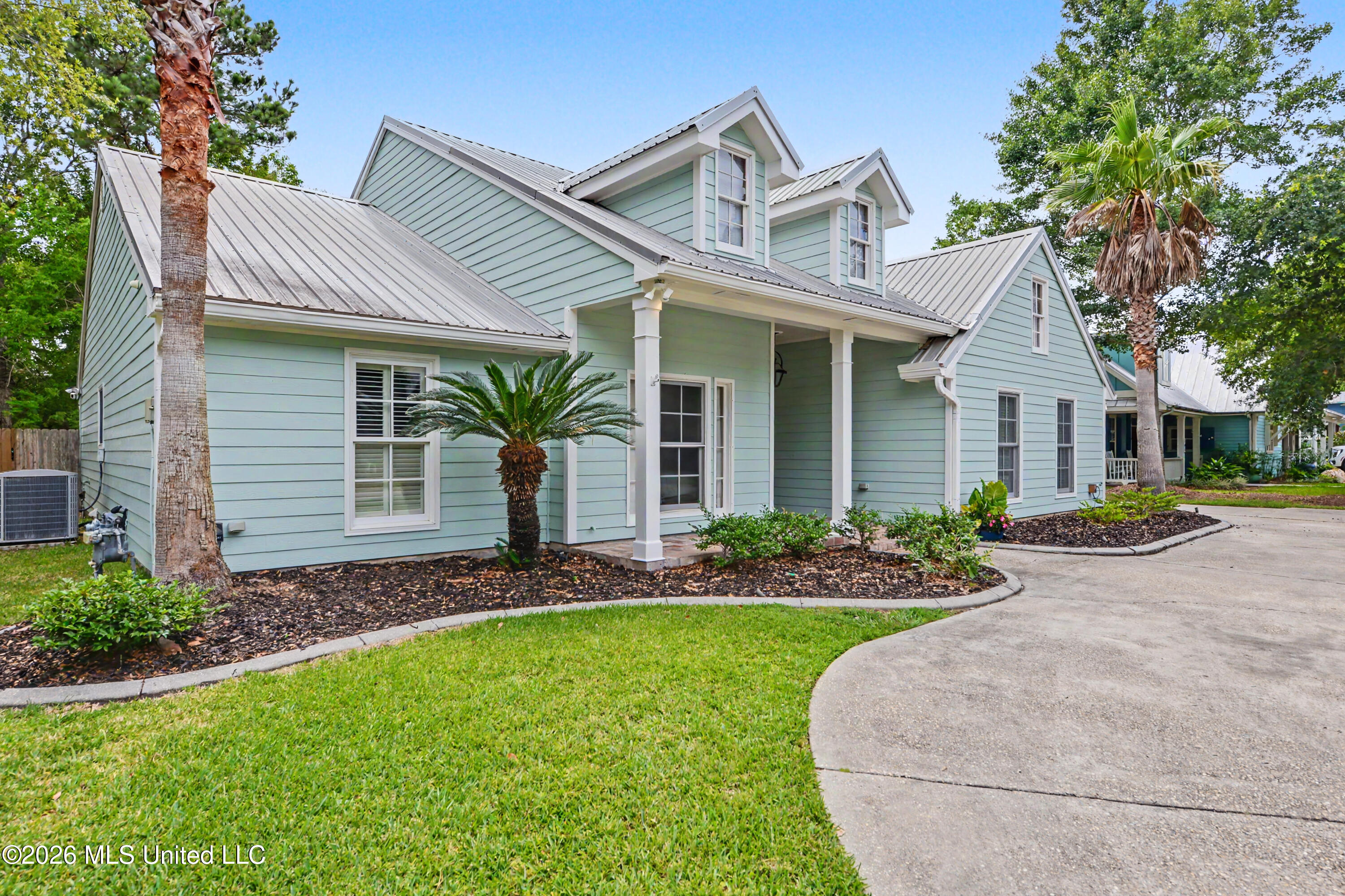 179 Blue Heron Cove Property Photo 1