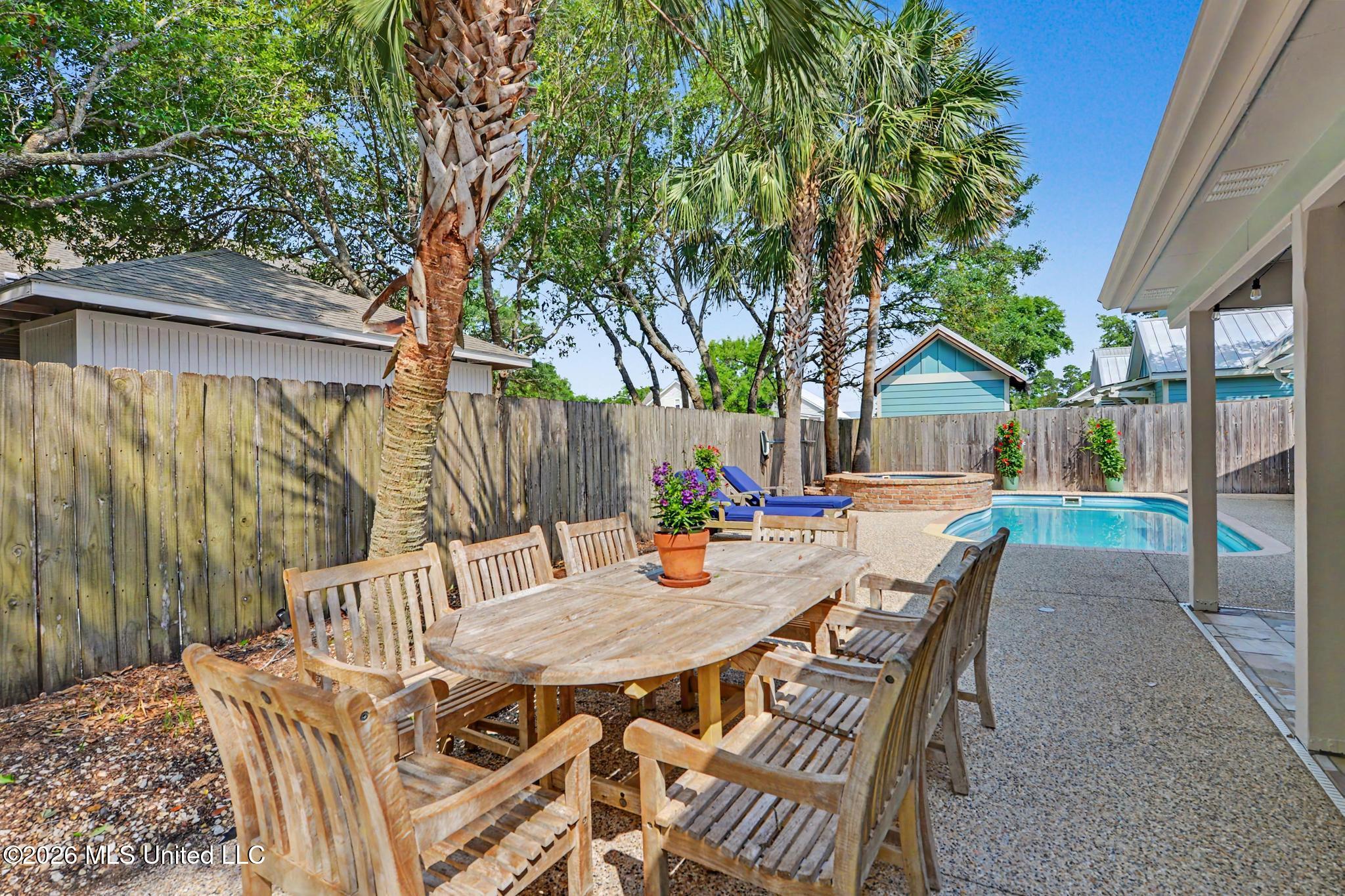 179 Blue Heron Cove Property Photo 38