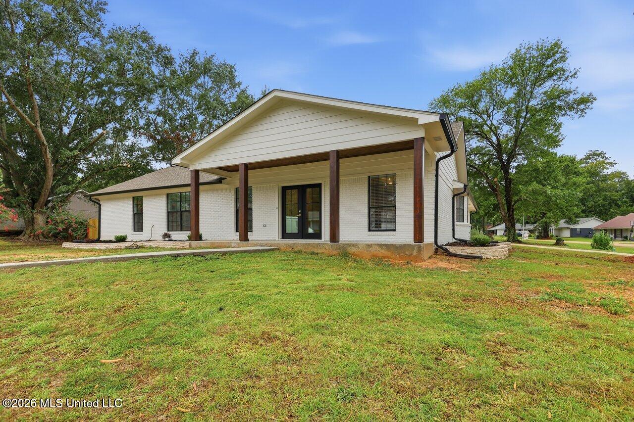 114 Bellegrove Boulevard Property Photo 1
