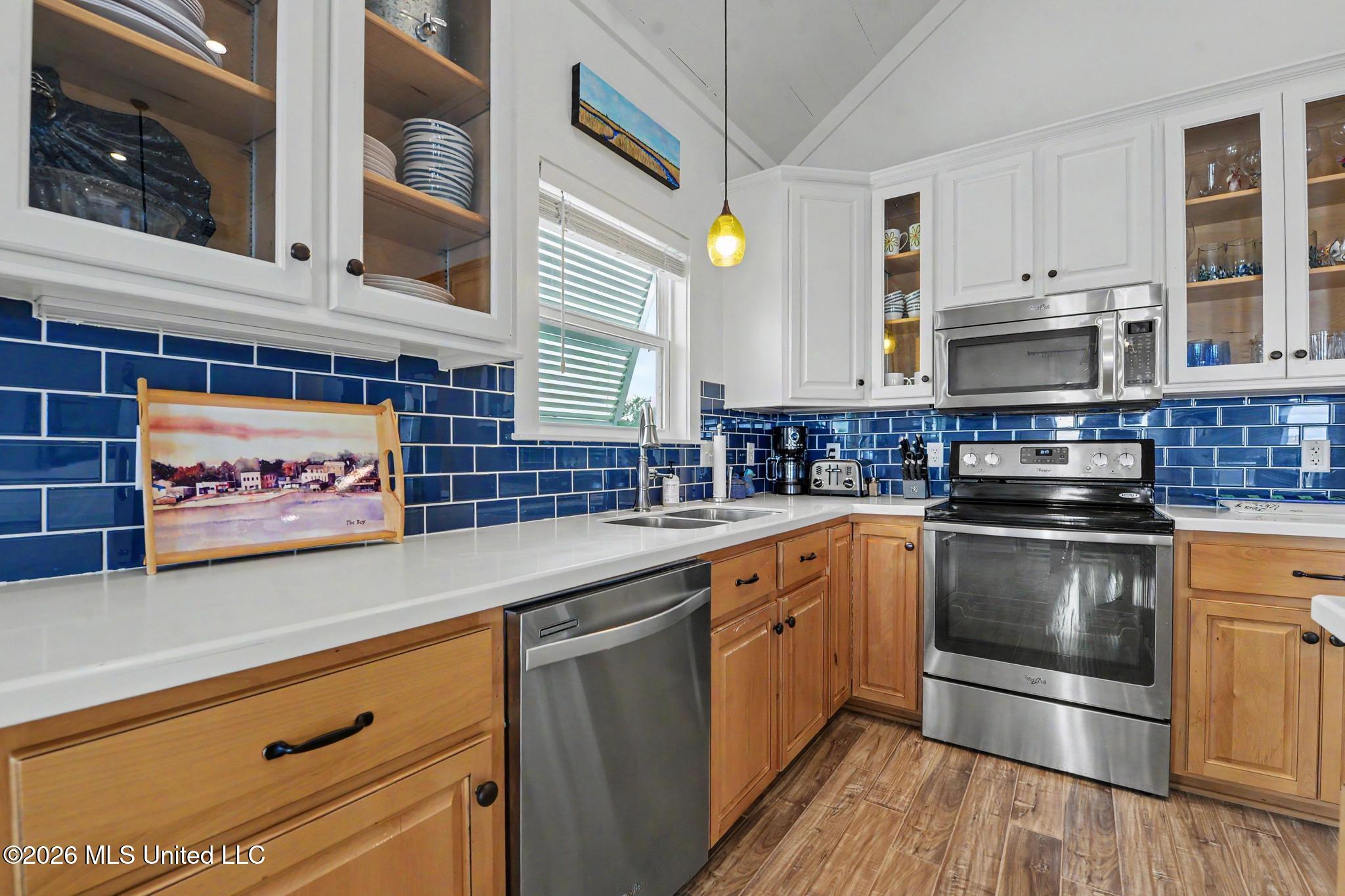 11140 Koenenn Lane Property Photo 17