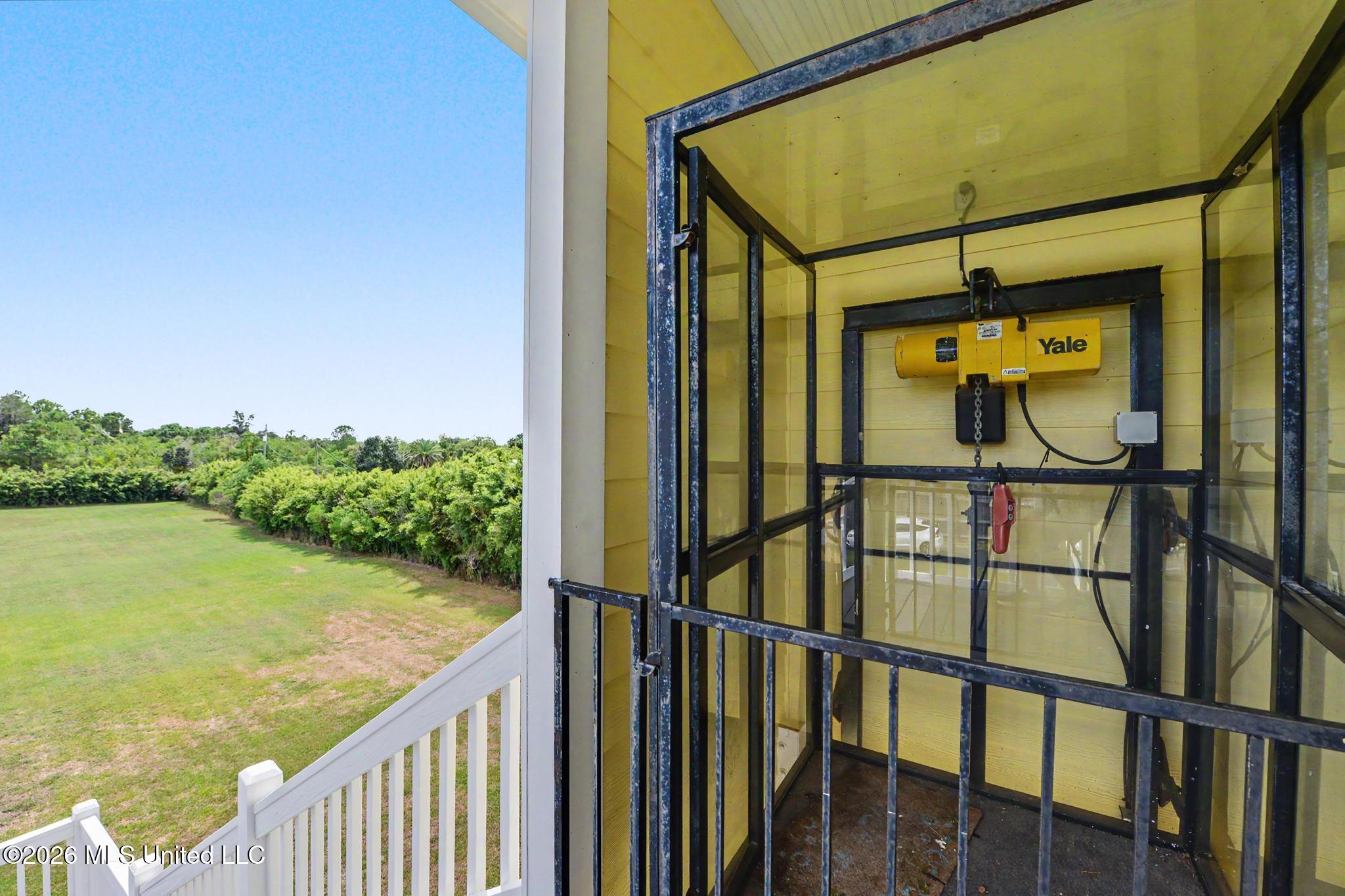 11140 Koenenn Lane Property Photo 29