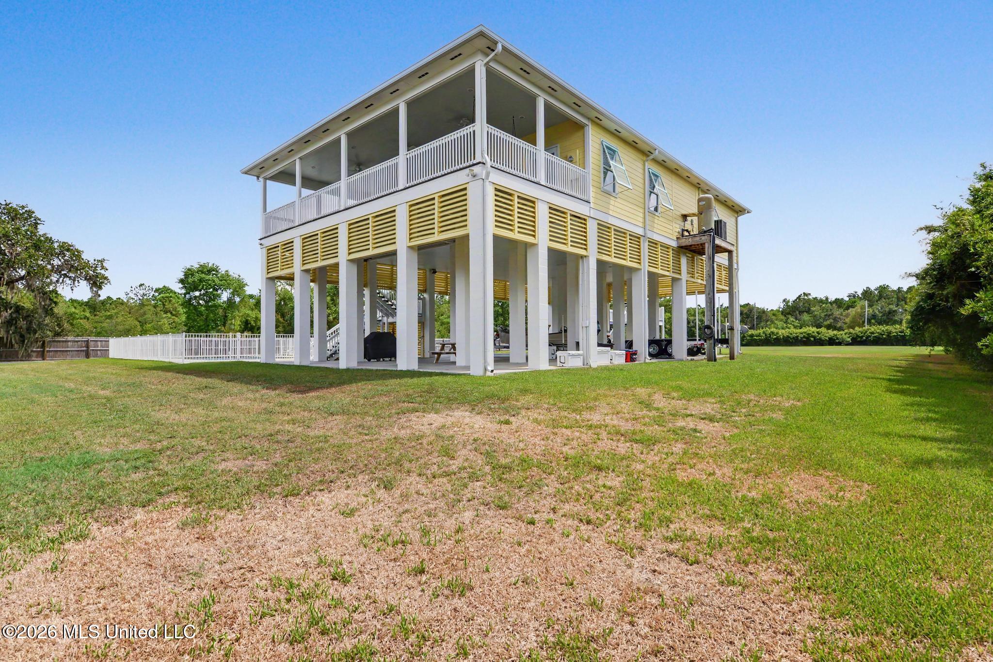 11140 Koenenn Lane Property Photo 33