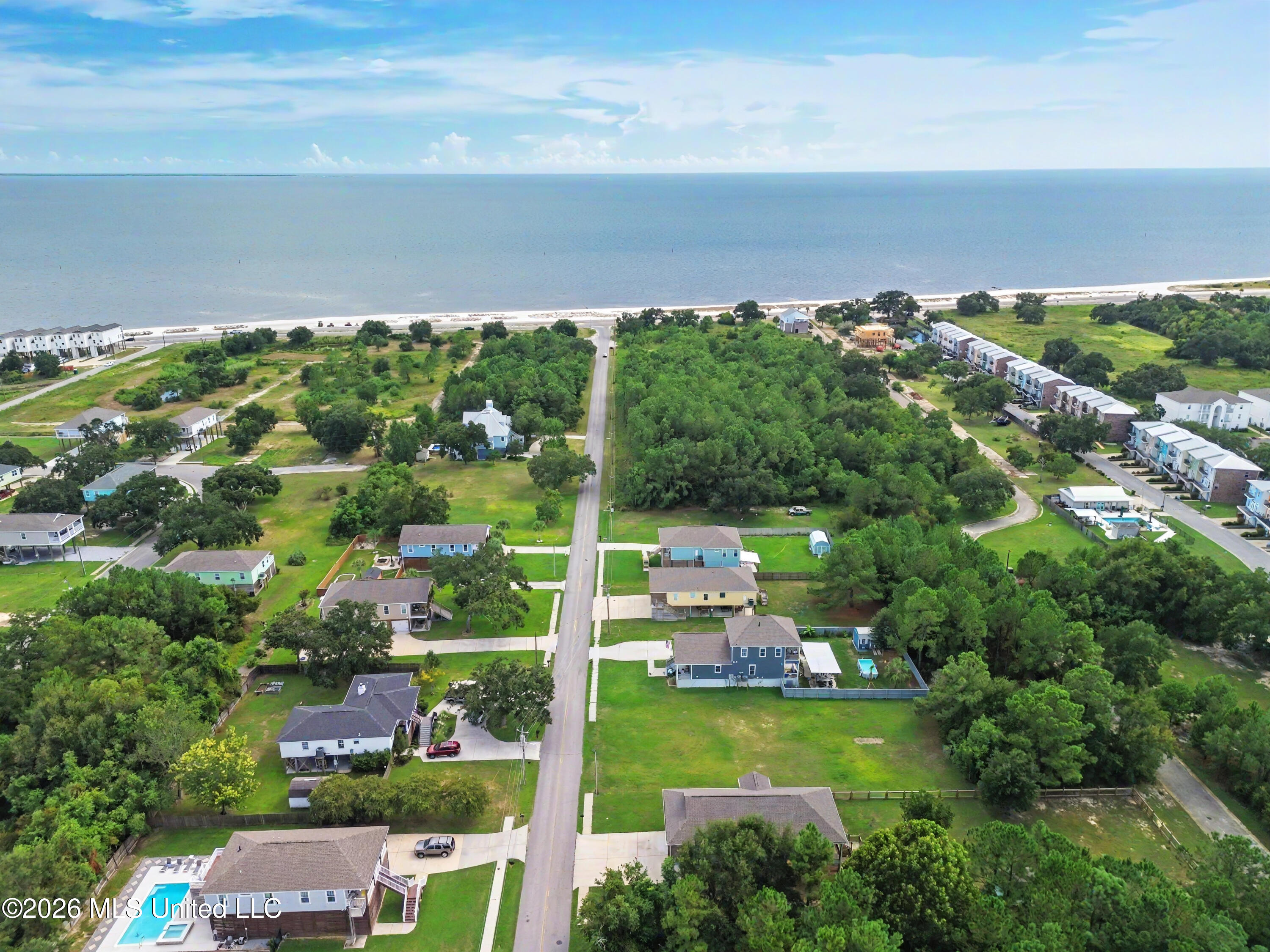 209 White Harbor Road Property Photo 5