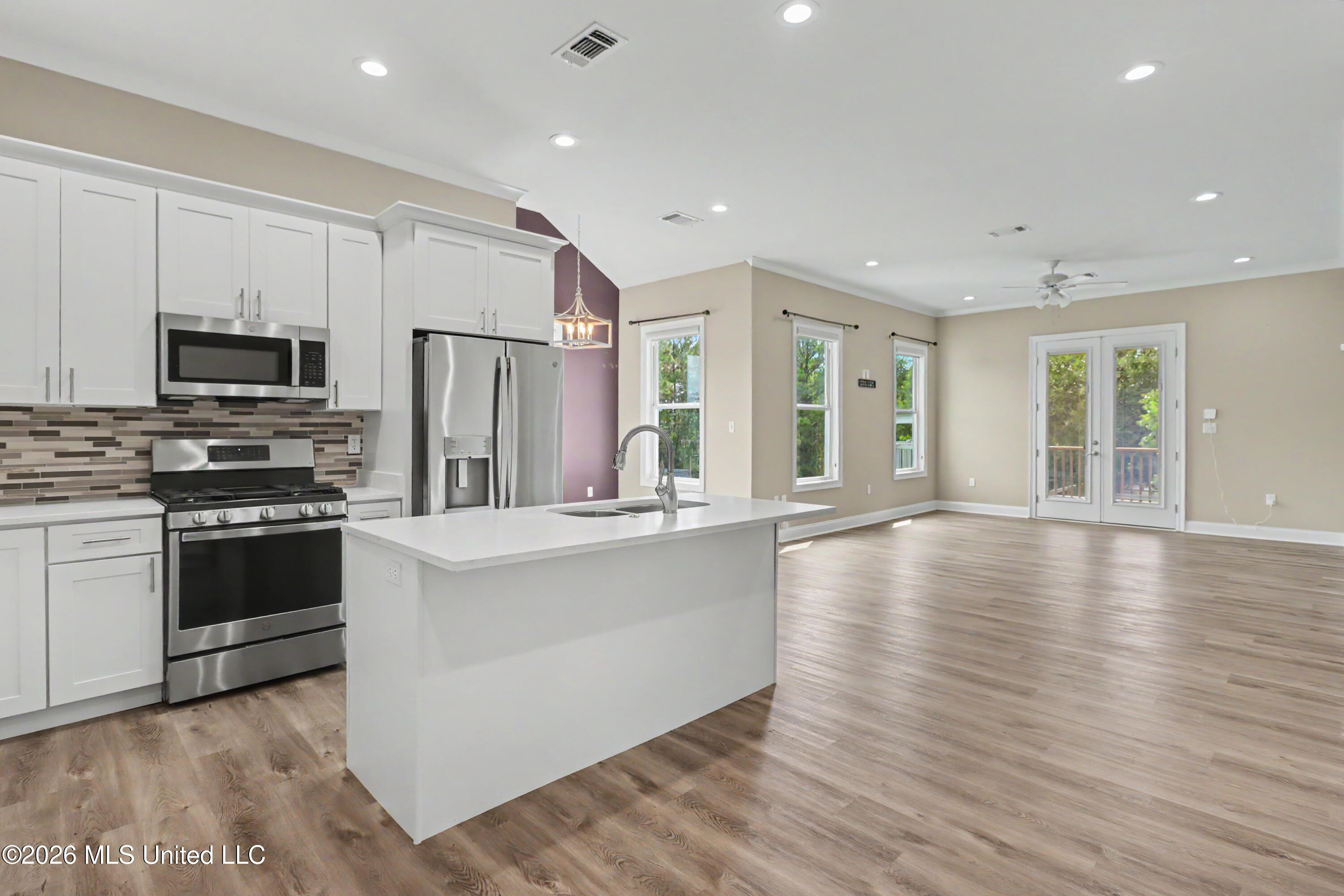 209 White Harbor Road Property Photo 17