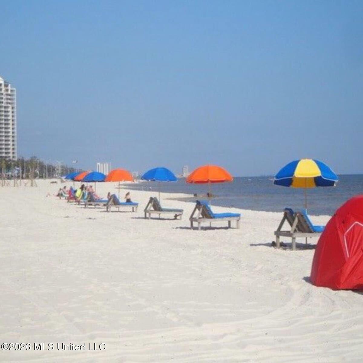 2060 Beach Boulevard Property Photo 24