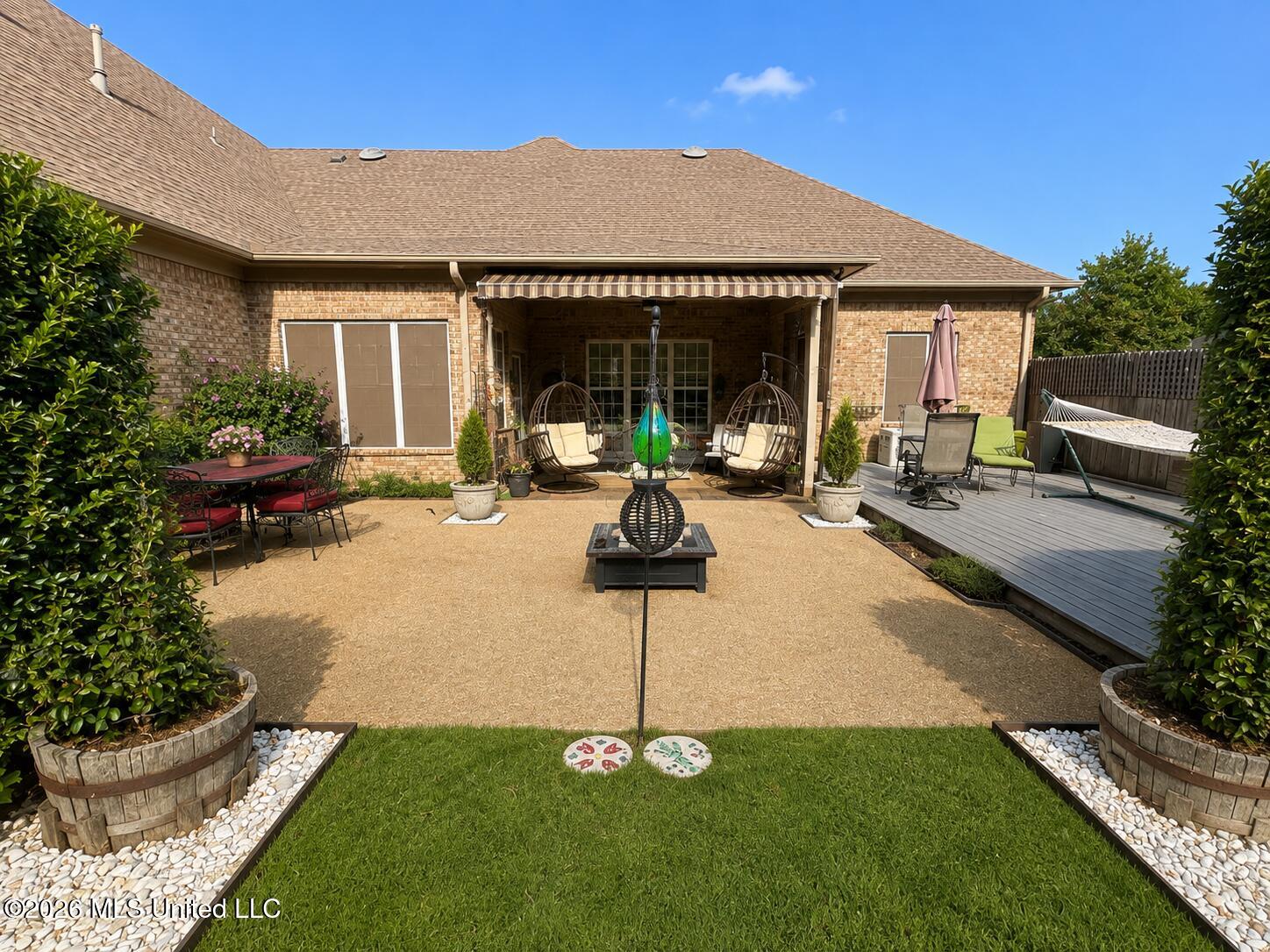 6333 Carson Drive Property Photo 4