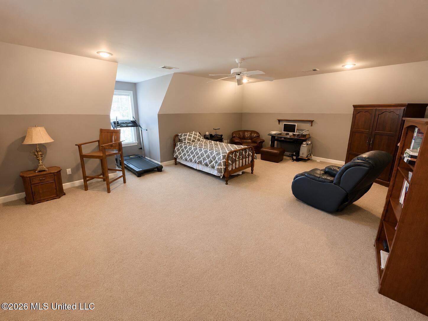 6333 Carson Drive Property Photo 5