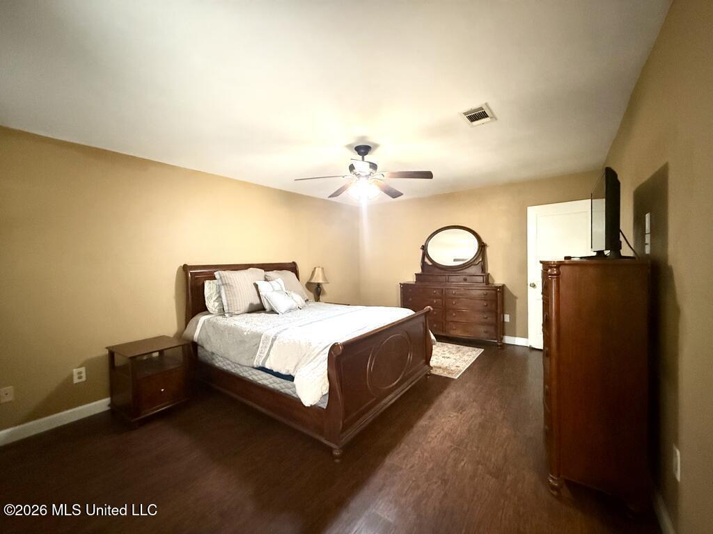206 Glenwood Drive Property Photo 20
