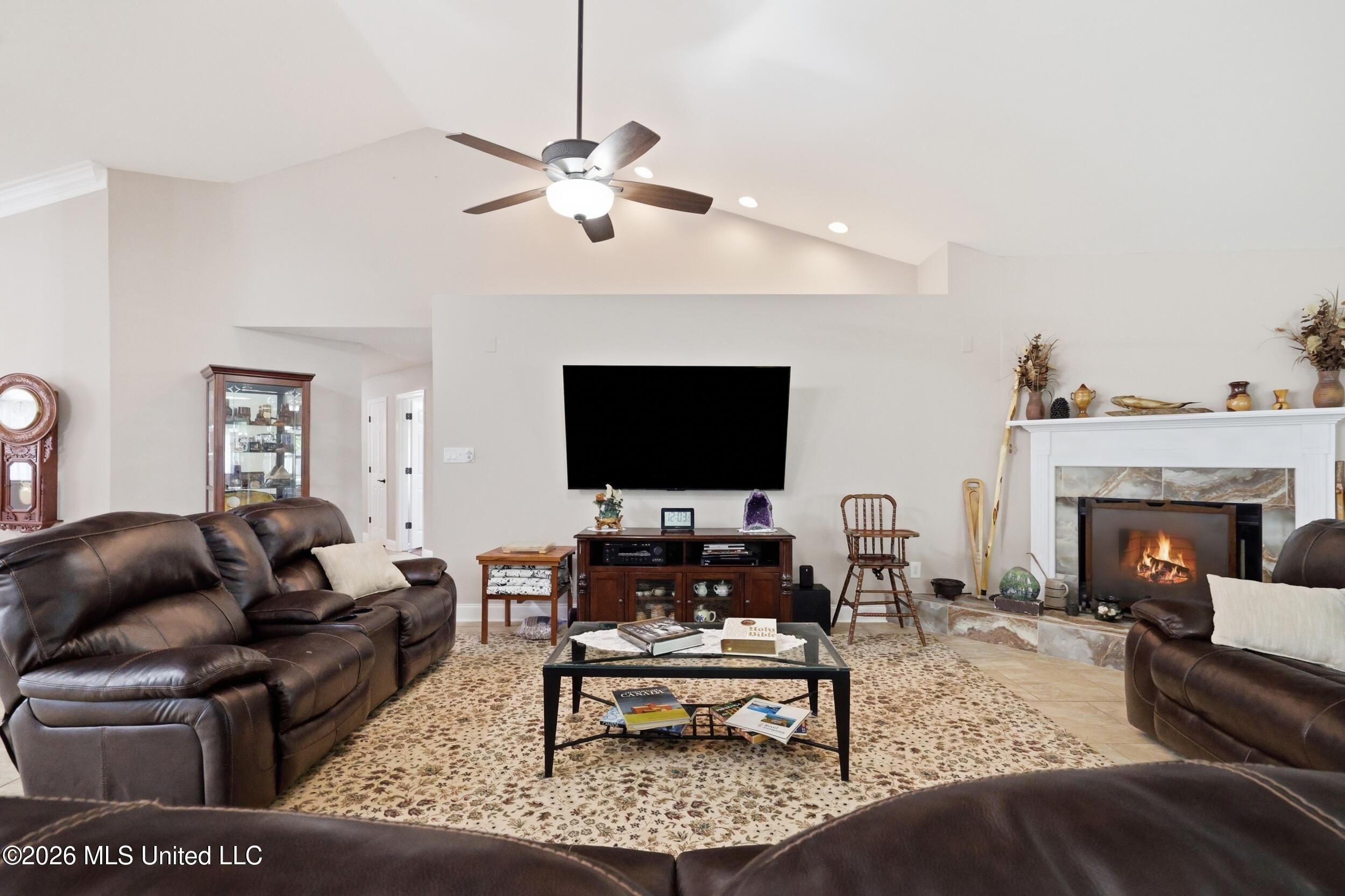 15720 S Fork Drive Property Photo 10
