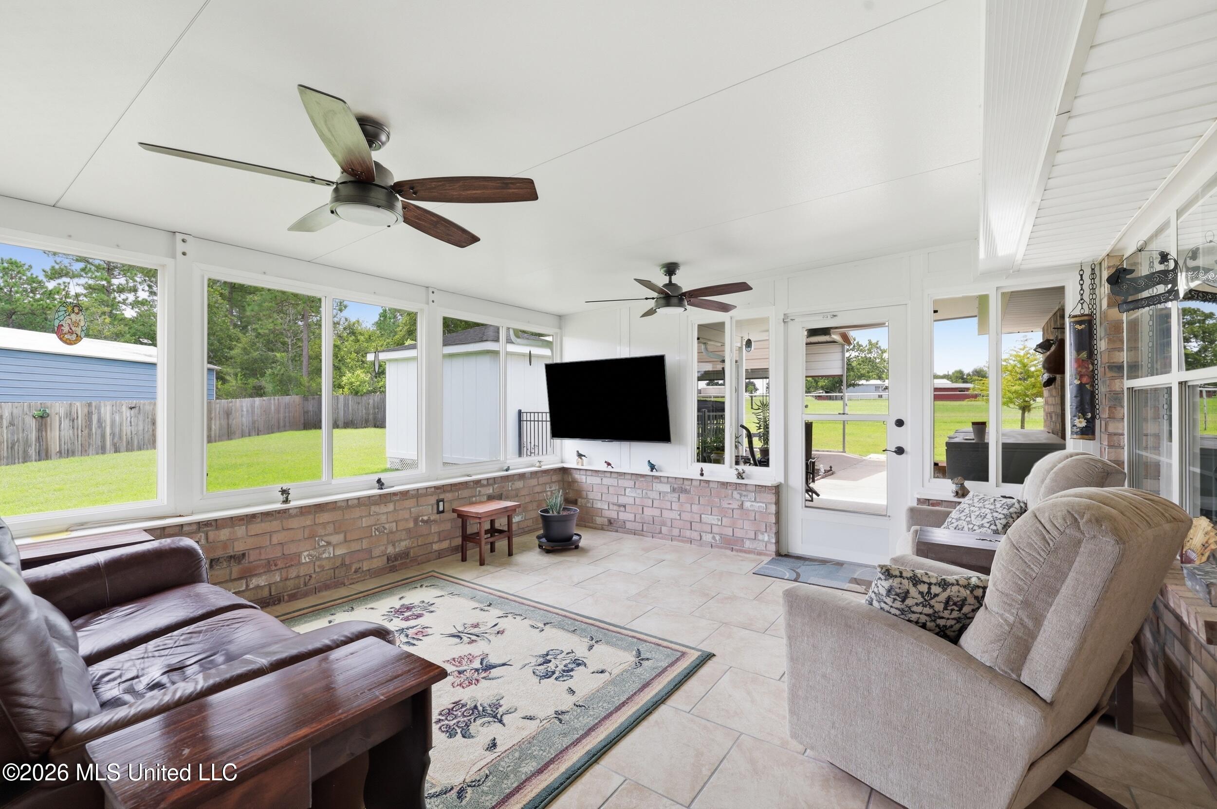 15720 S Fork Drive Property Photo 12