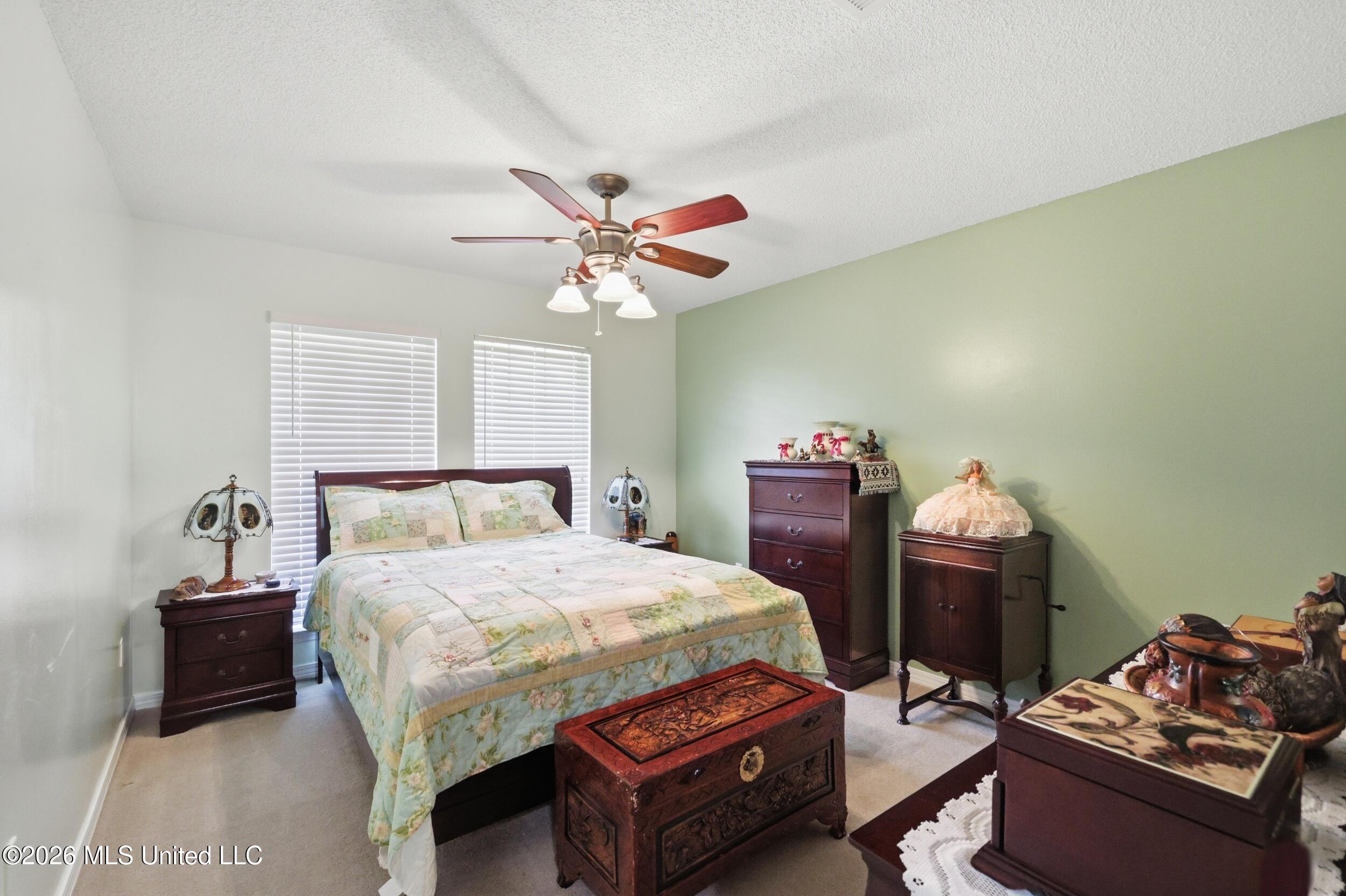 15720 S Fork Drive Property Photo 21