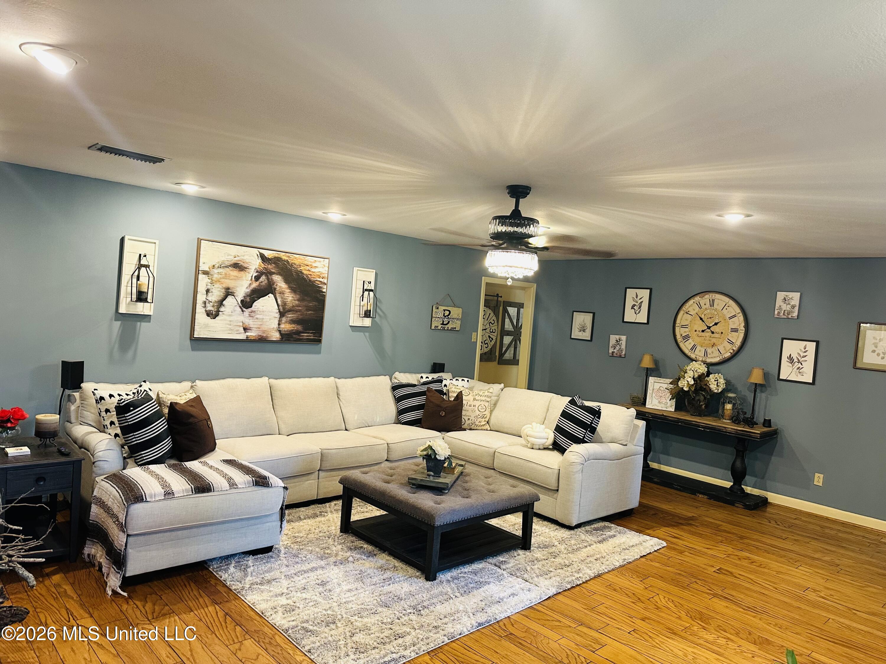 183 Pecania Drive Property Photo 11
