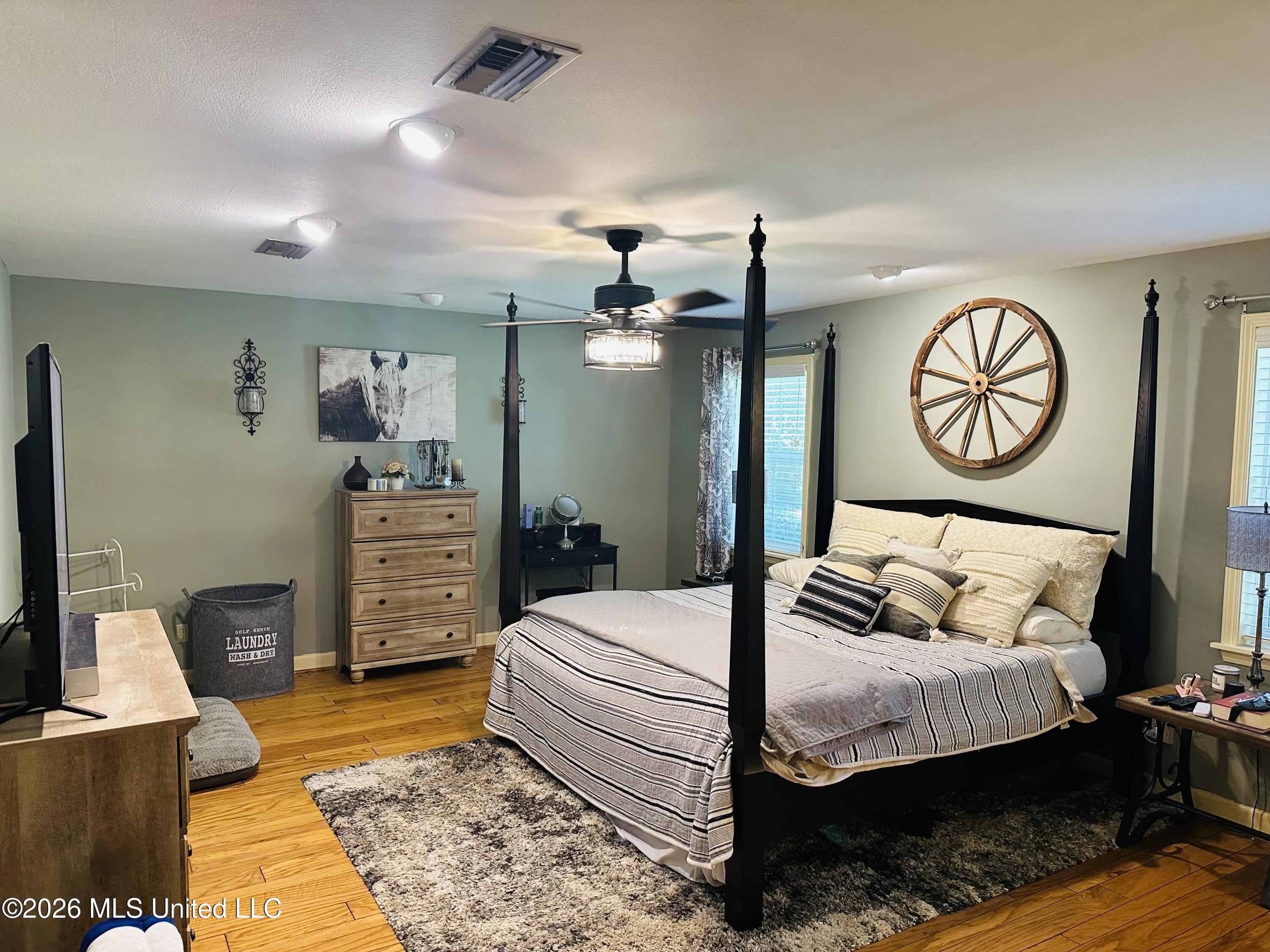 183 Pecania Drive Property Photo 13