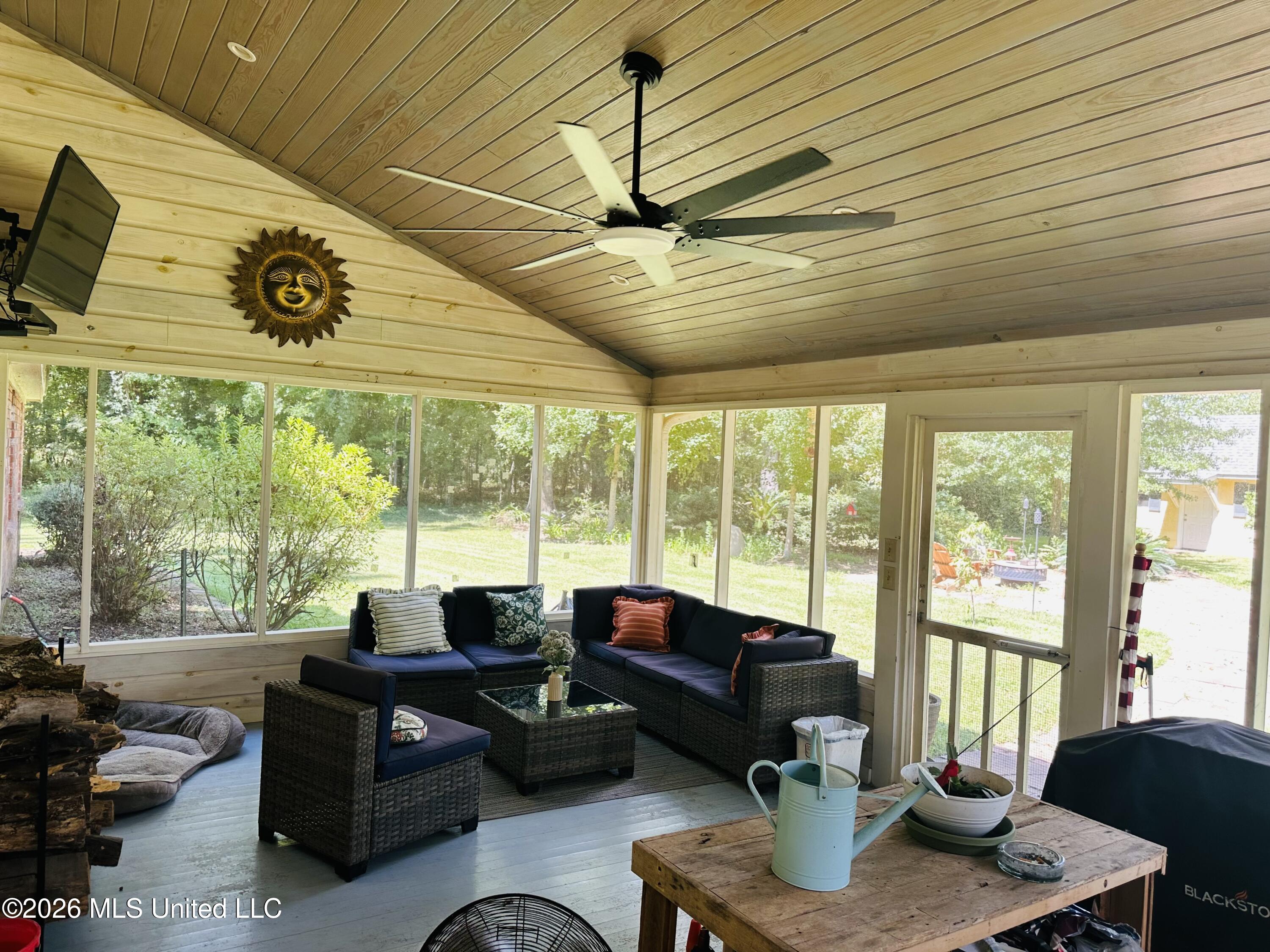 183 Pecania Drive Property Photo 21