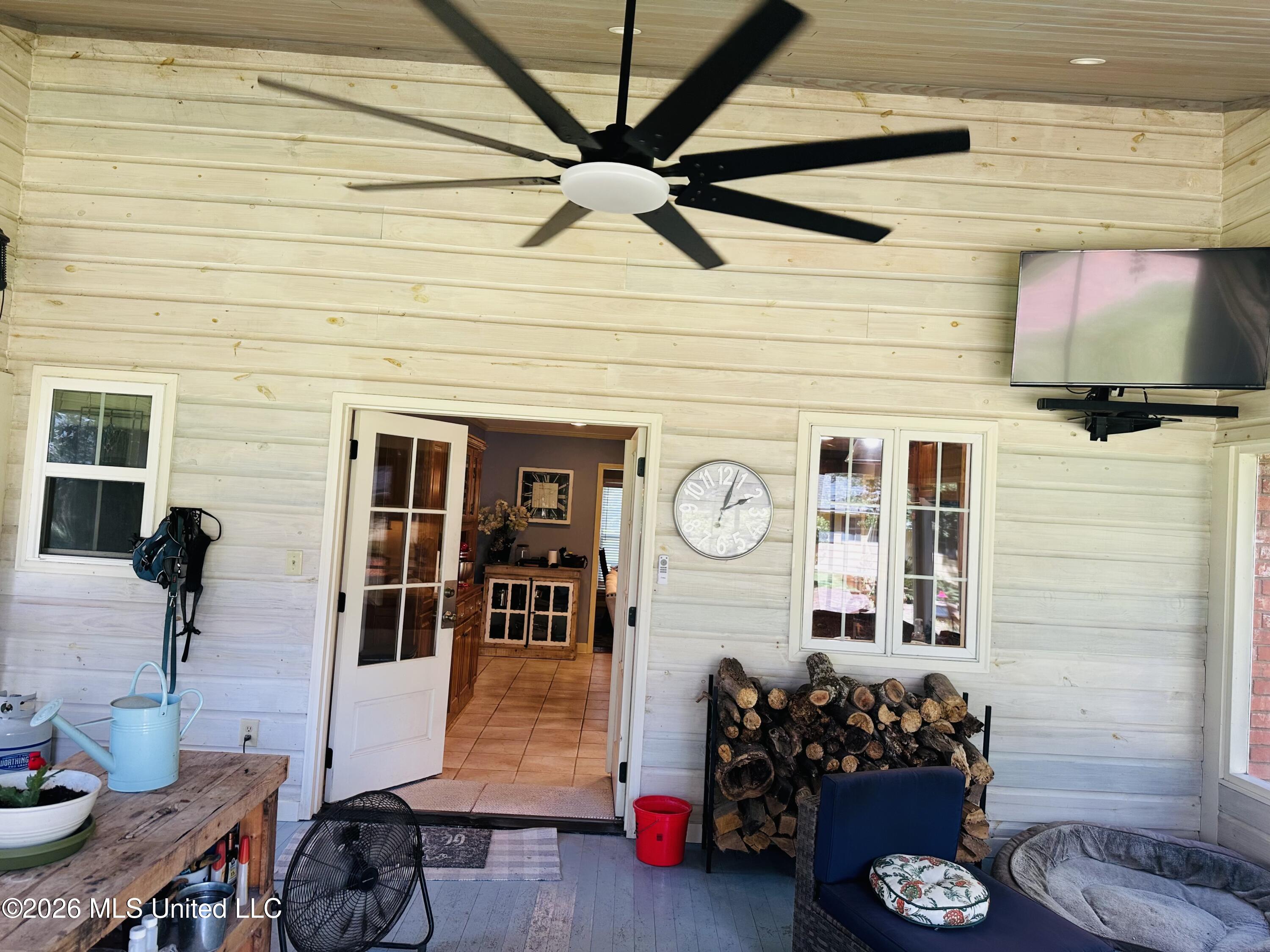 183 Pecania Drive Property Photo 23