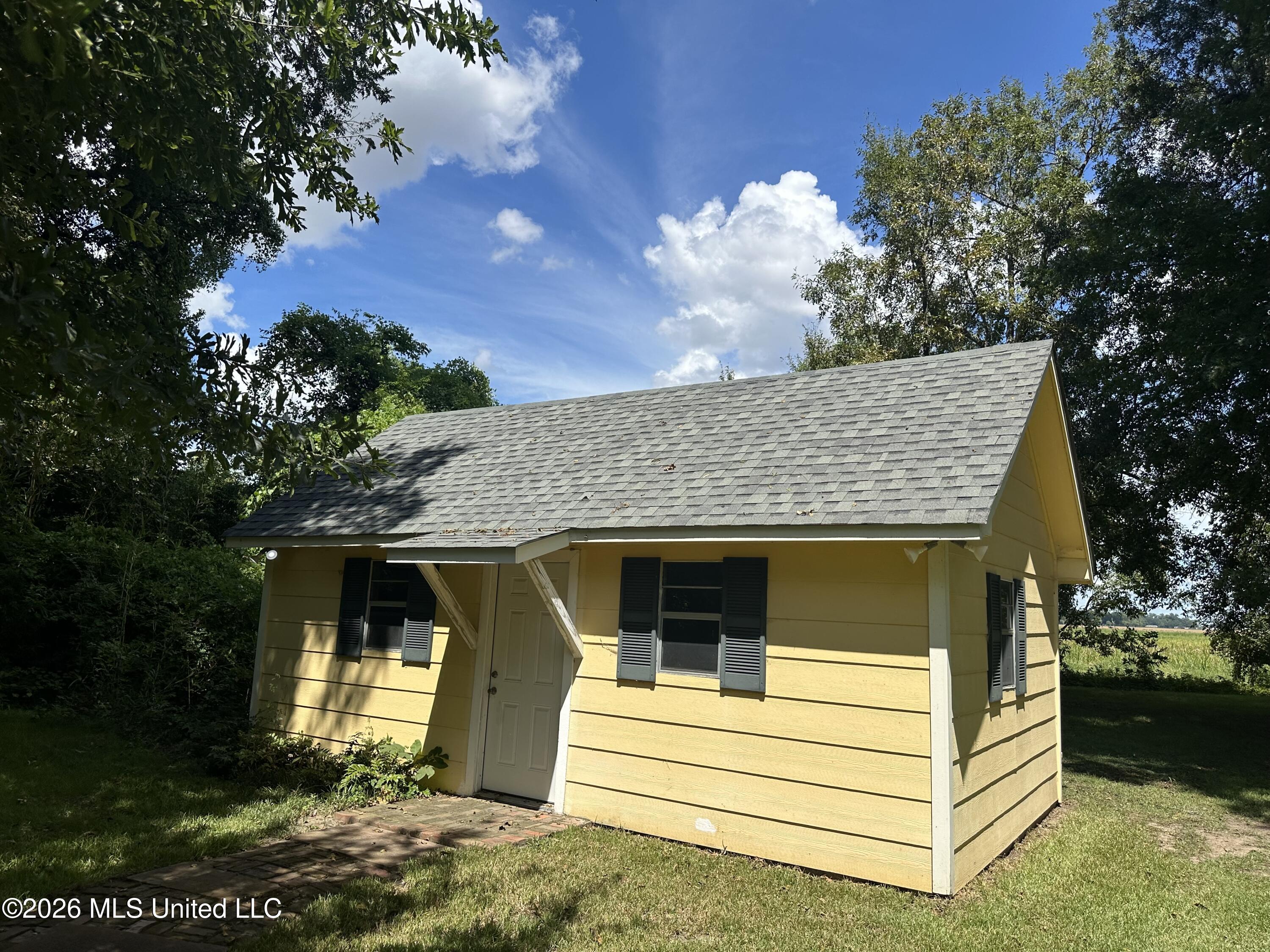 183 Pecania Drive Property Photo 26