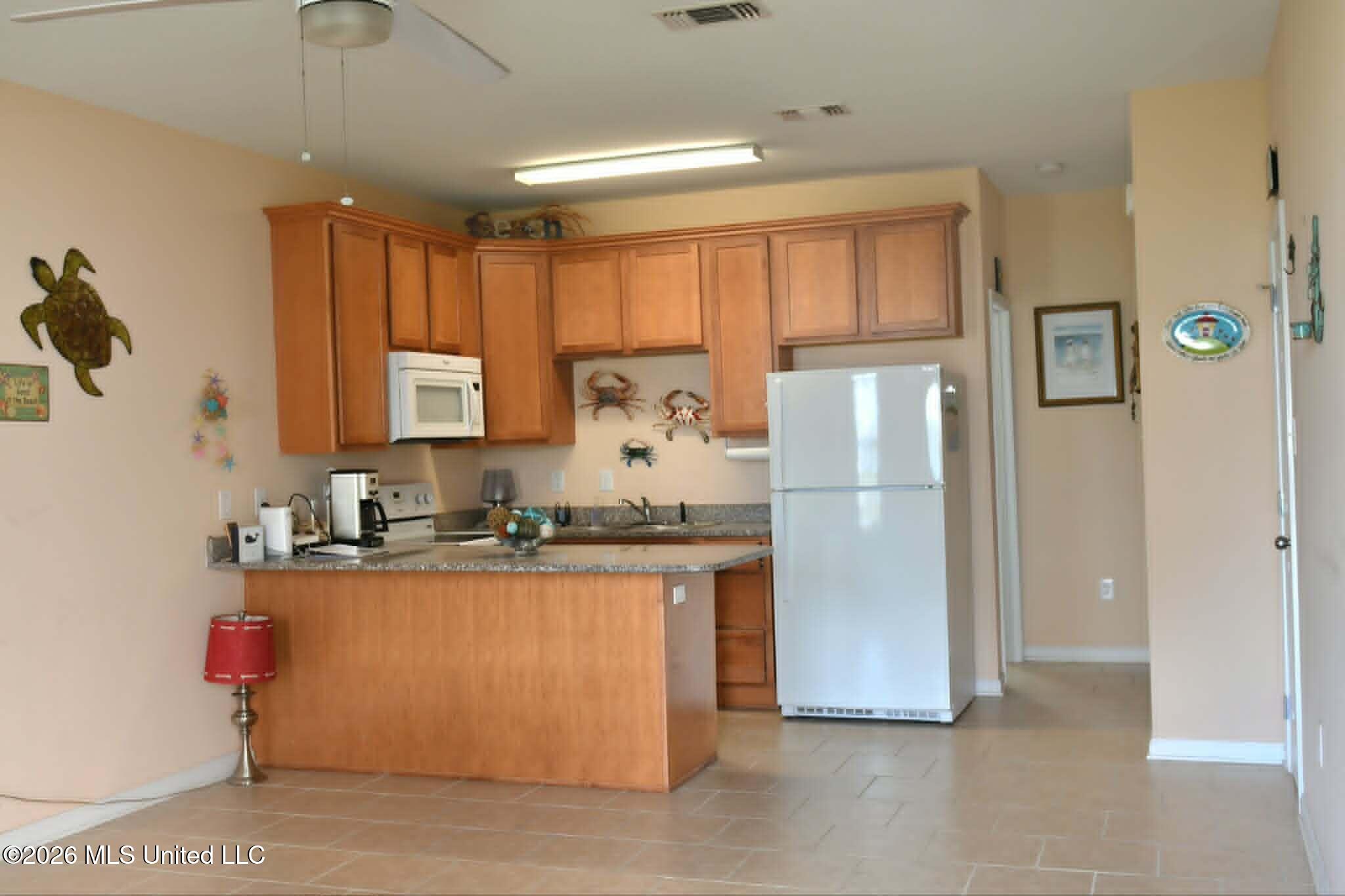 1276 Century Oaks Drive Property Photo 2