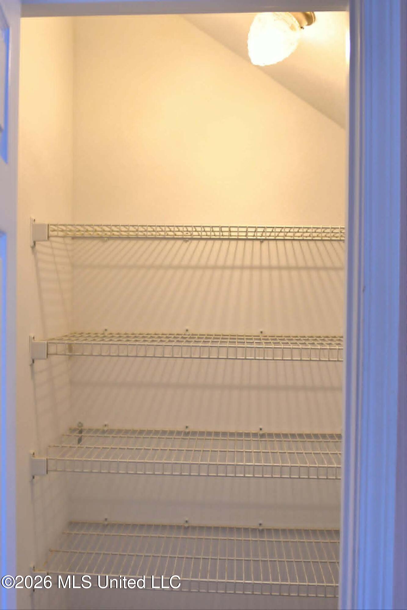 1276 Century Oaks Drive Property Photo 9