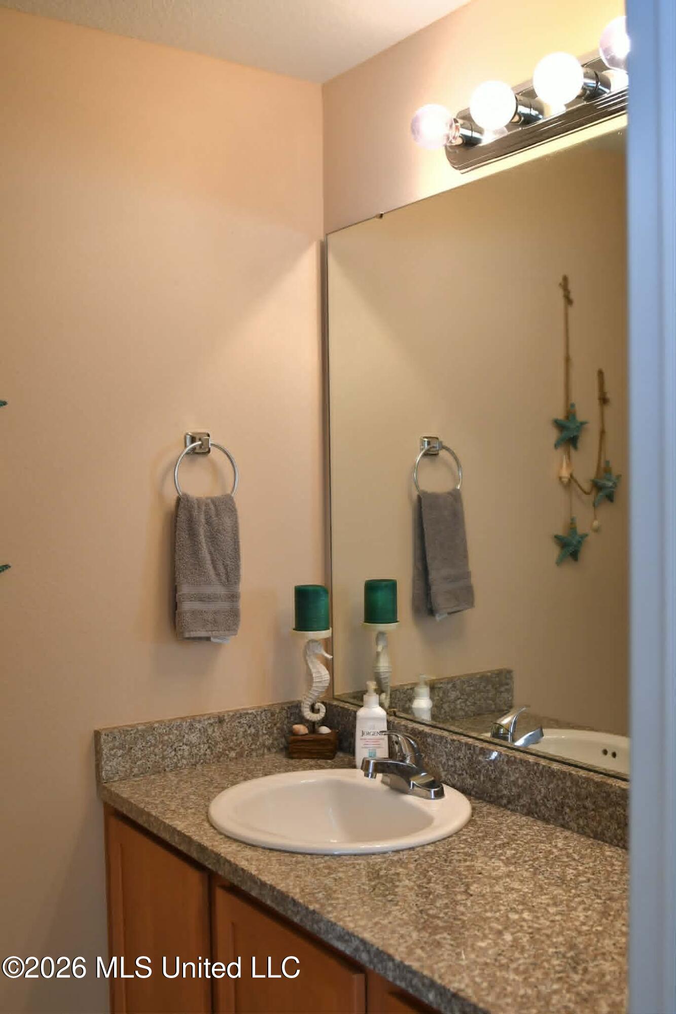1276 Century Oaks Drive Property Photo 13
