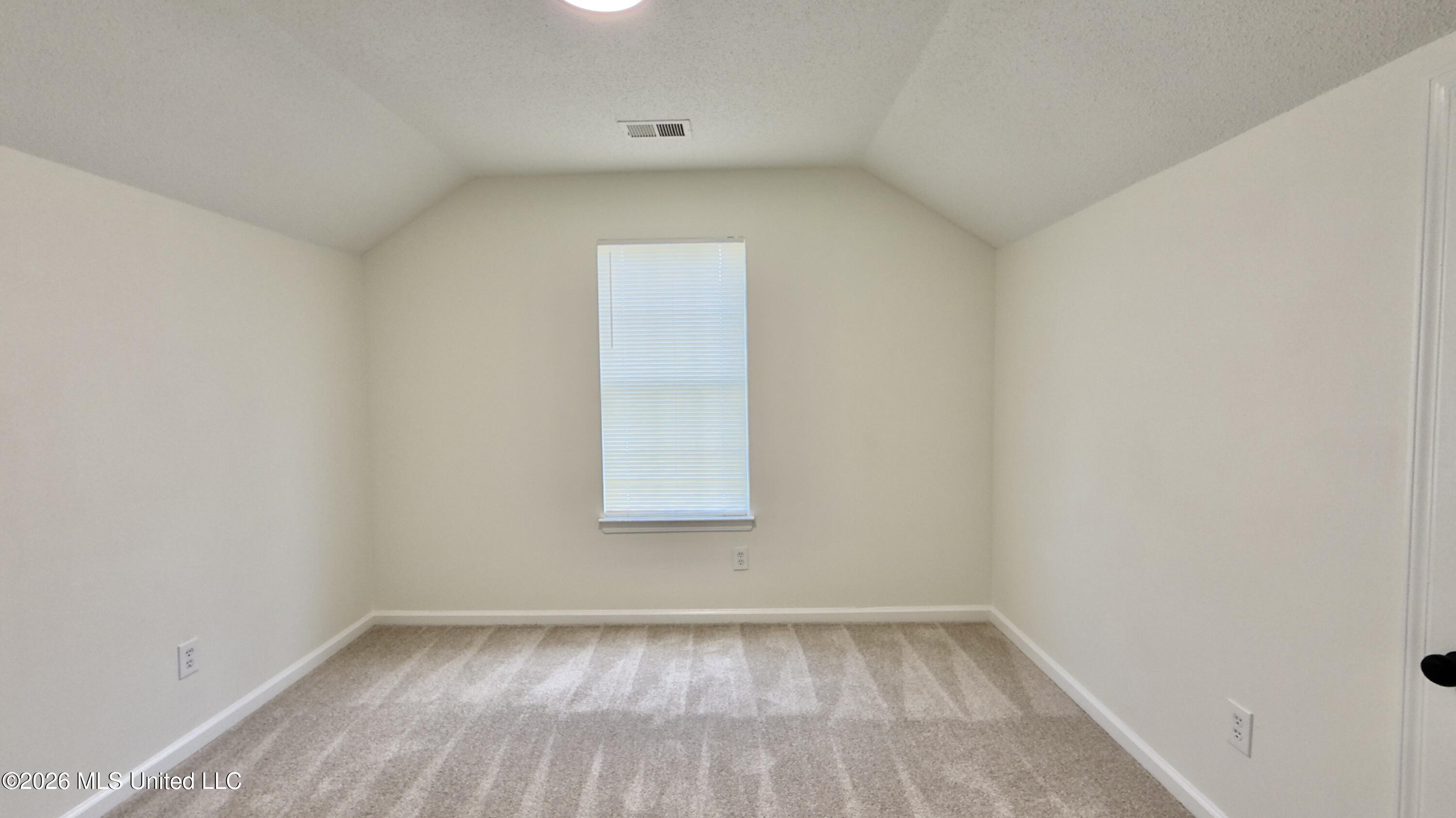 5635 Kentwood Drive Property Photo 11