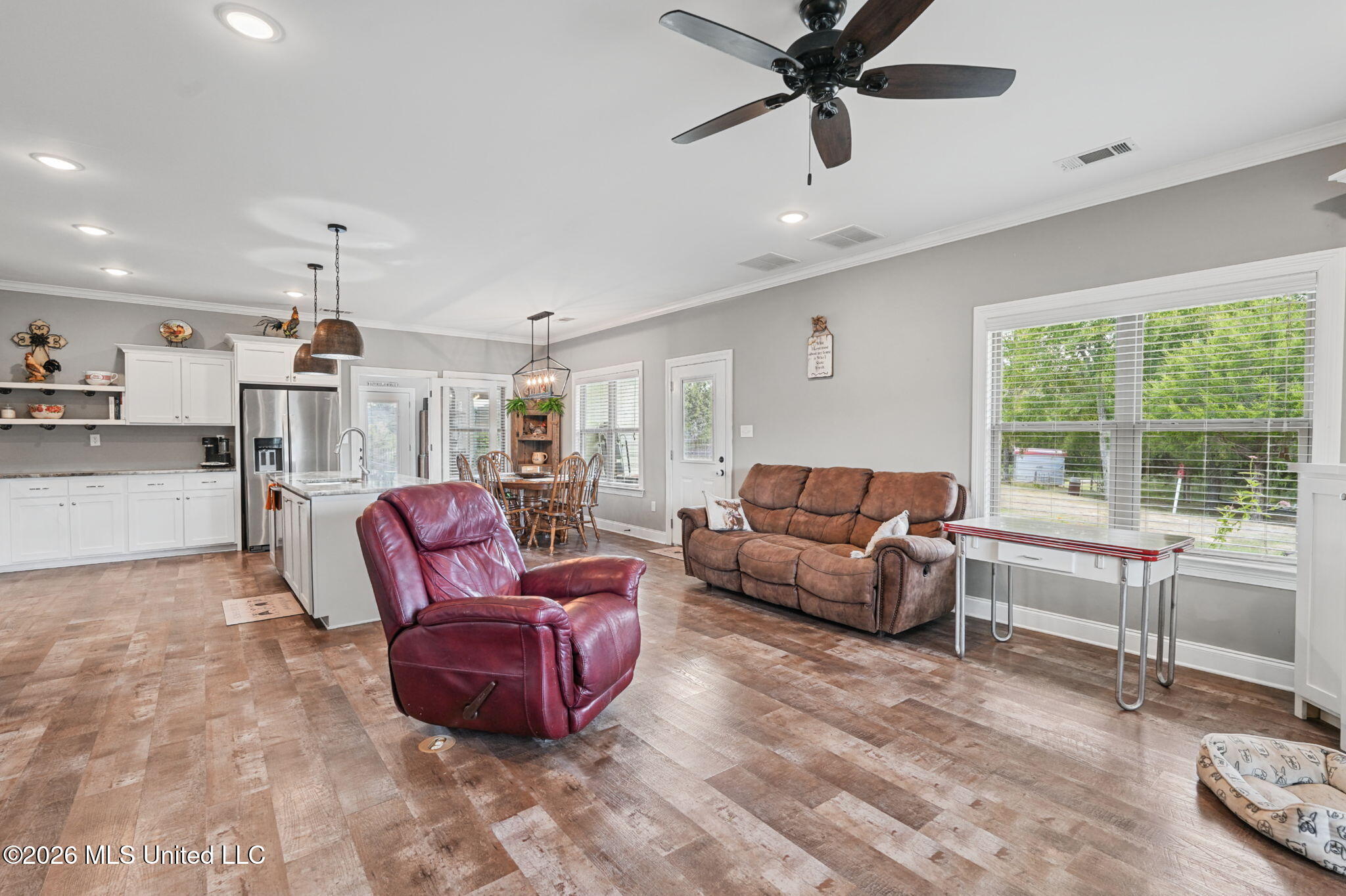 103 Oak Meadows Cove Property Photo 11