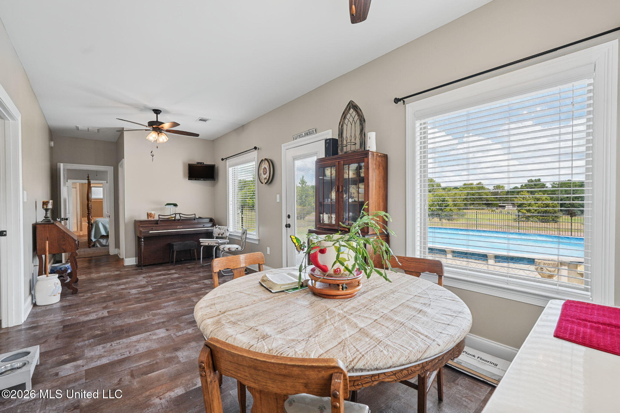 103 Oak Meadows Cove Property Photo 22