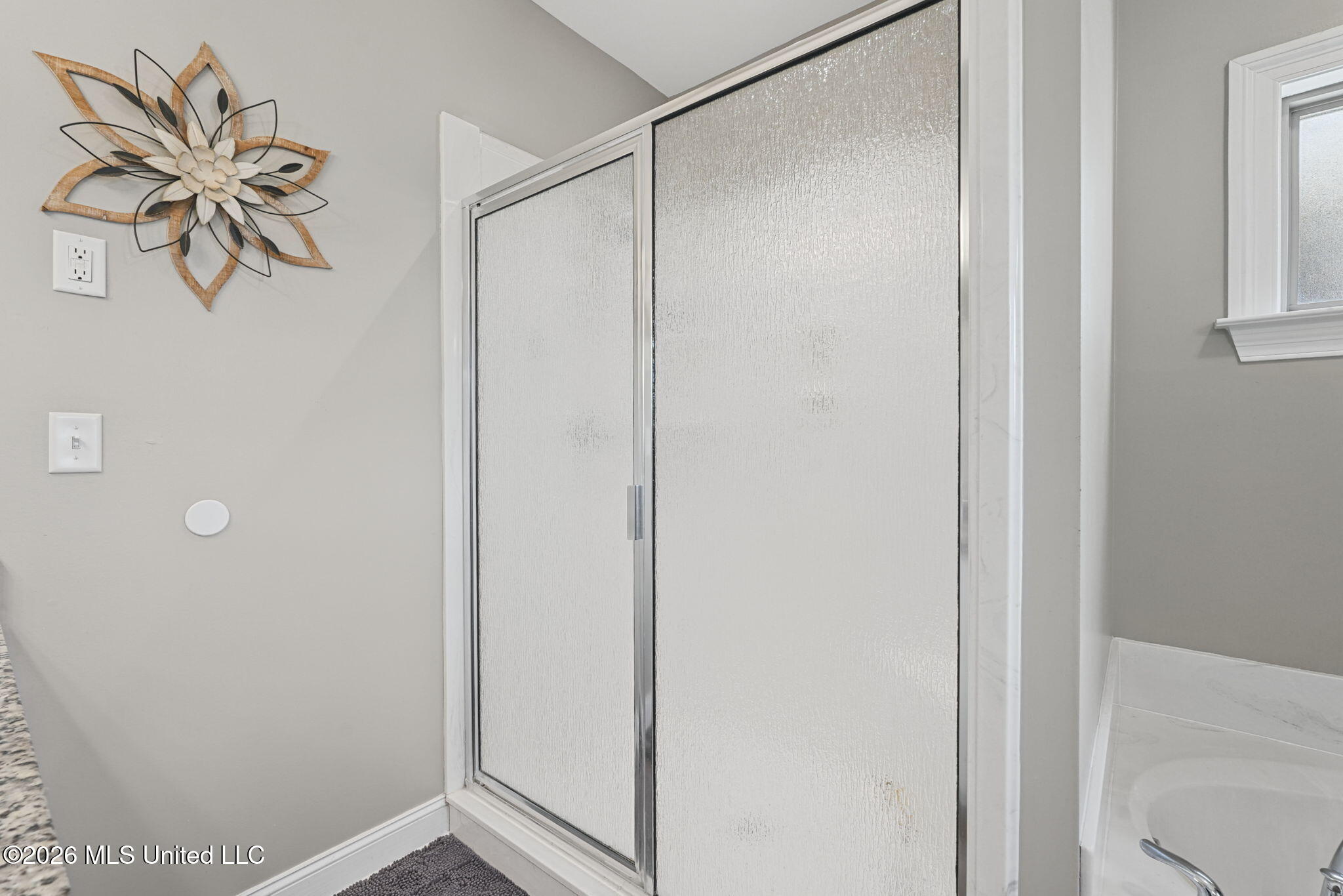 103 Oak Meadows Cove Property Photo 30