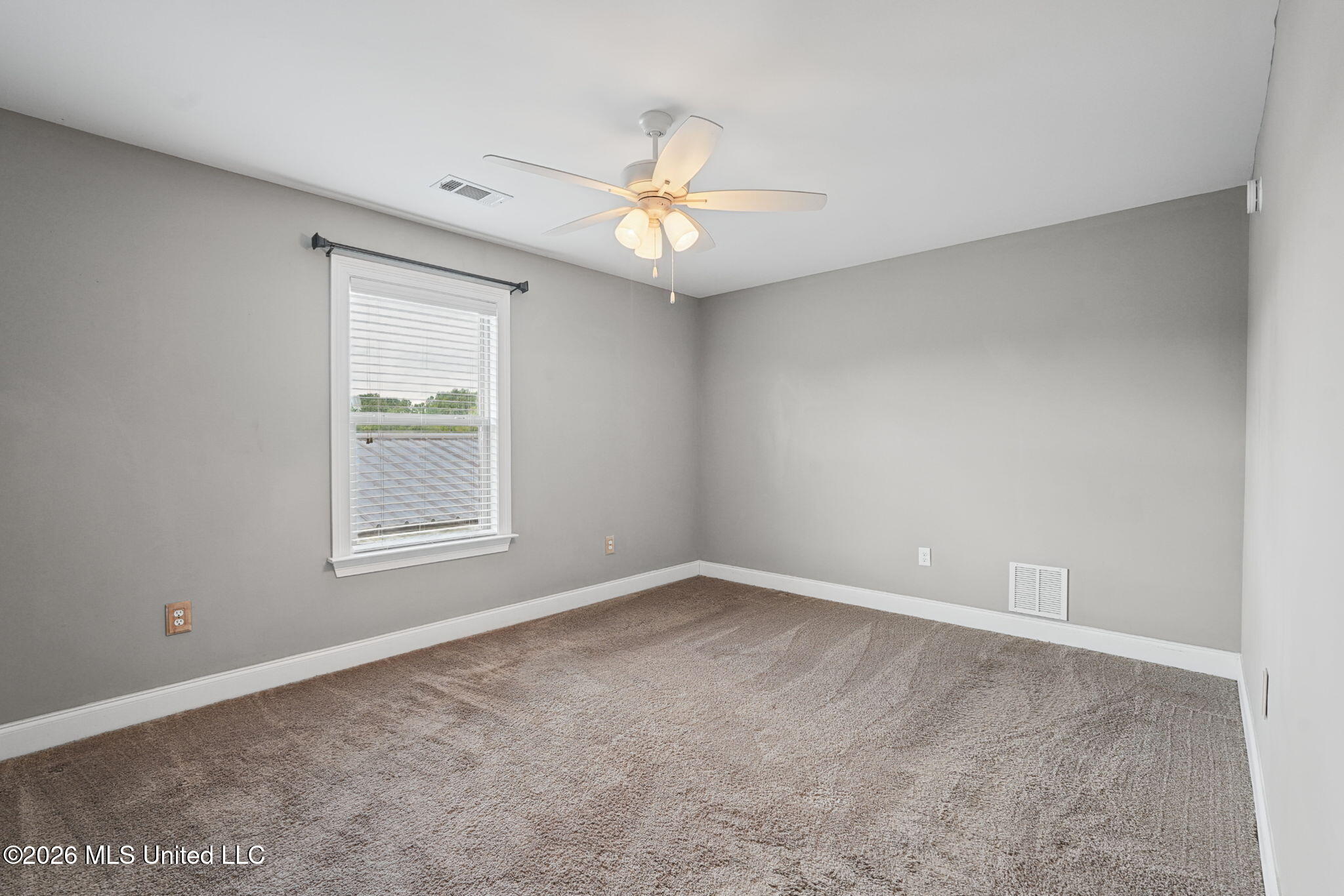 103 Oak Meadows Cove Property Photo 37