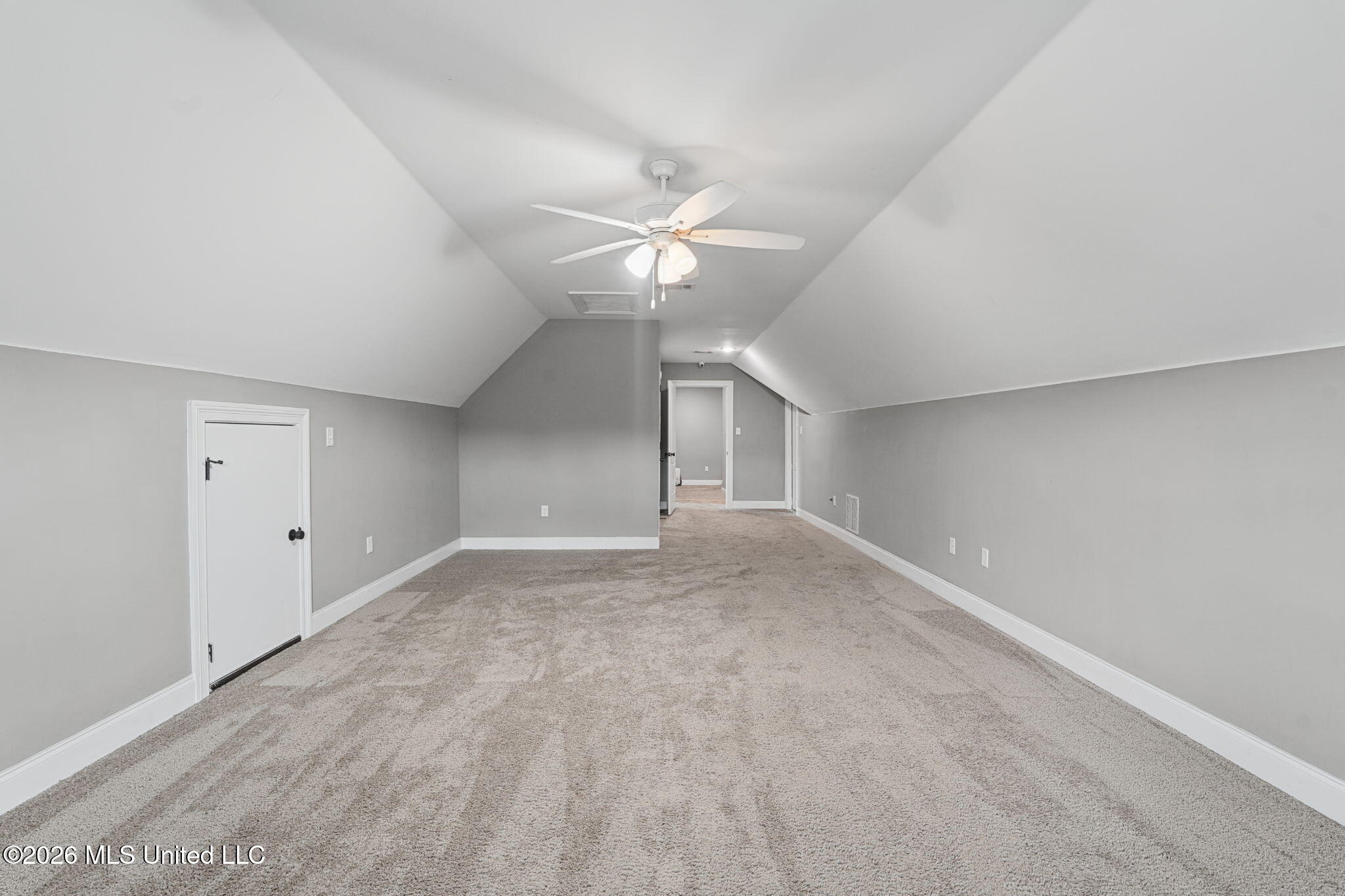 103 Oak Meadows Cove Property Photo 39