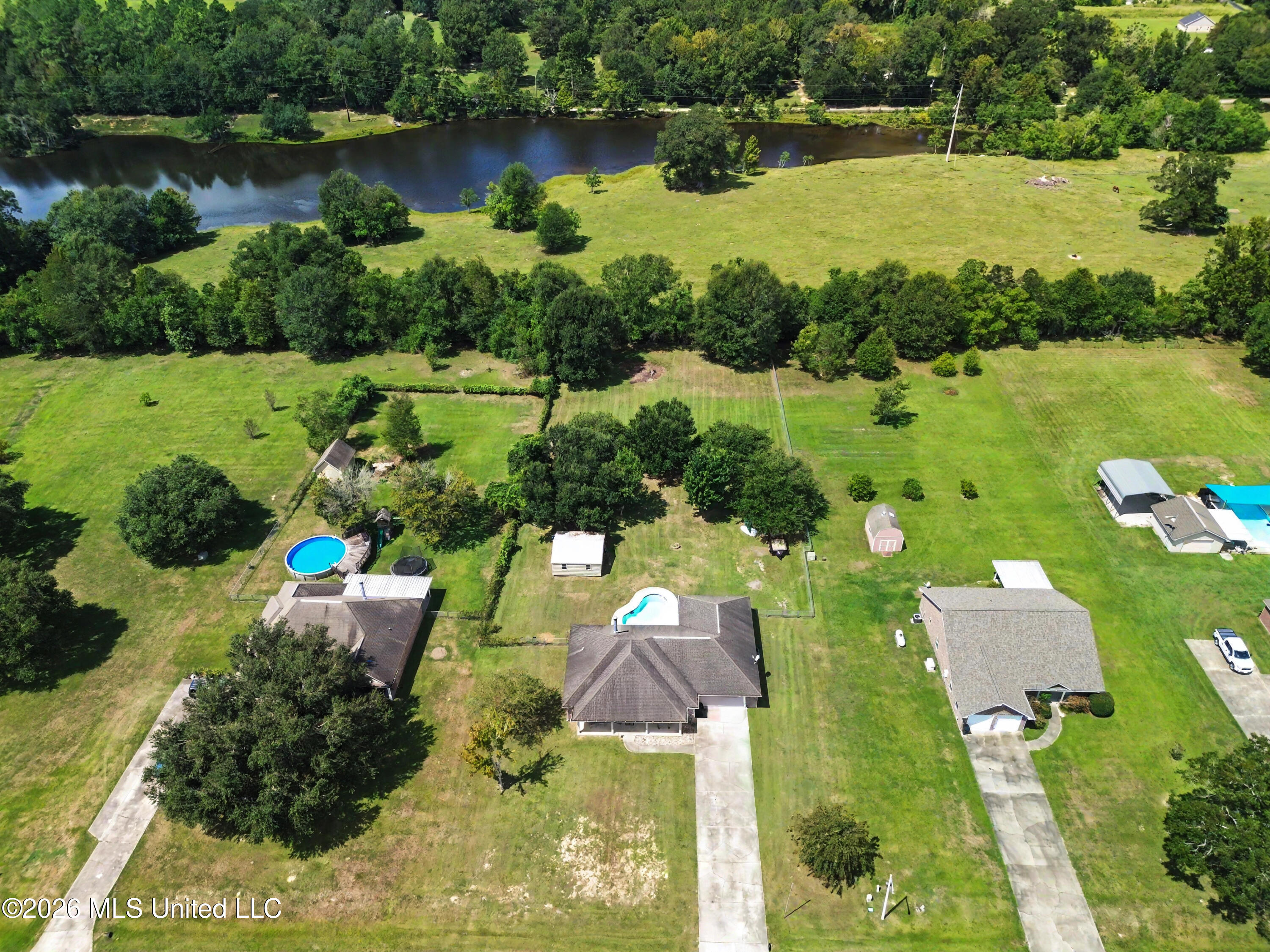 32 Paper Shell Road Property Photo 2