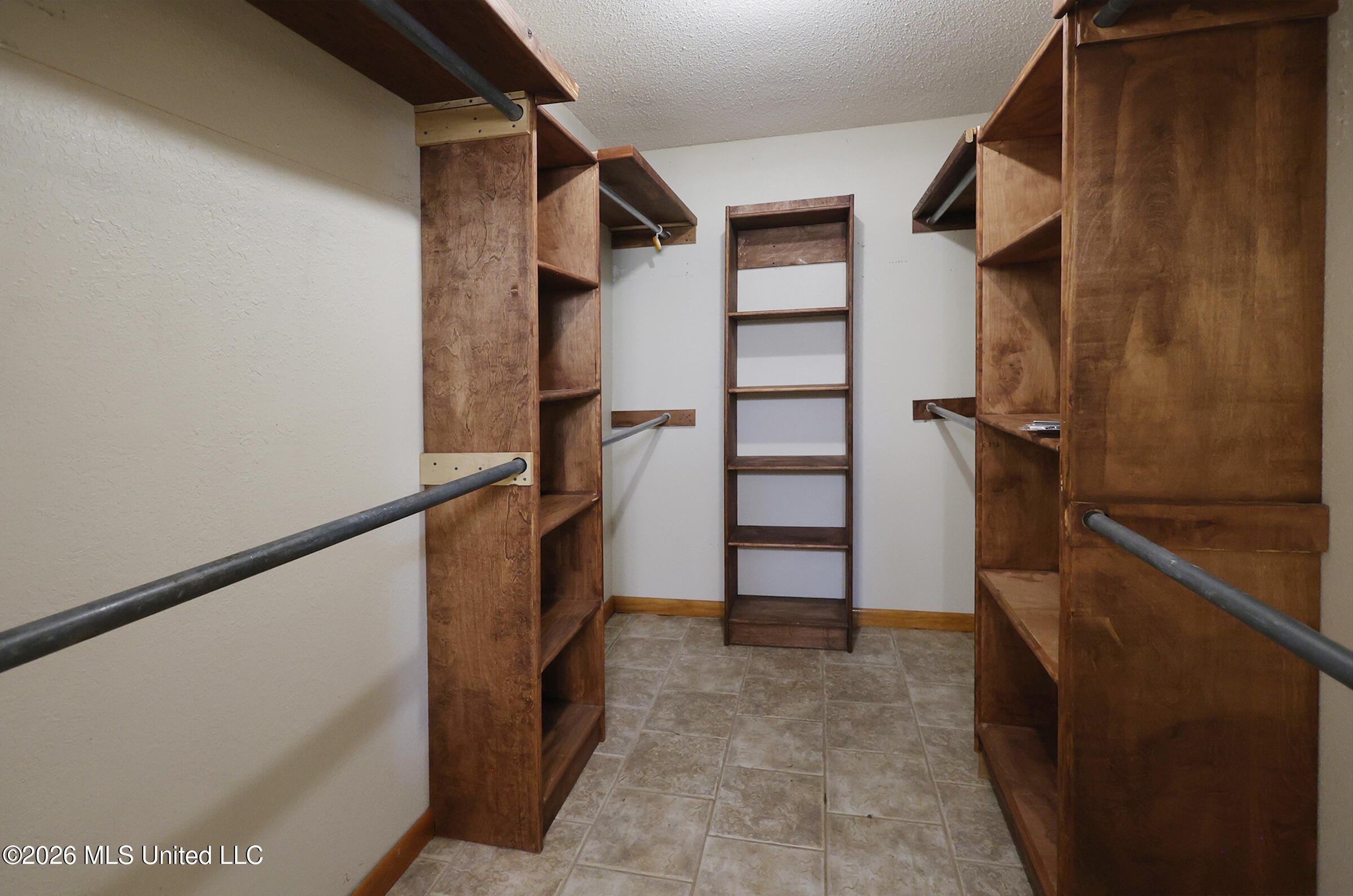 1057 Cole Thomas Road Property Photo 32