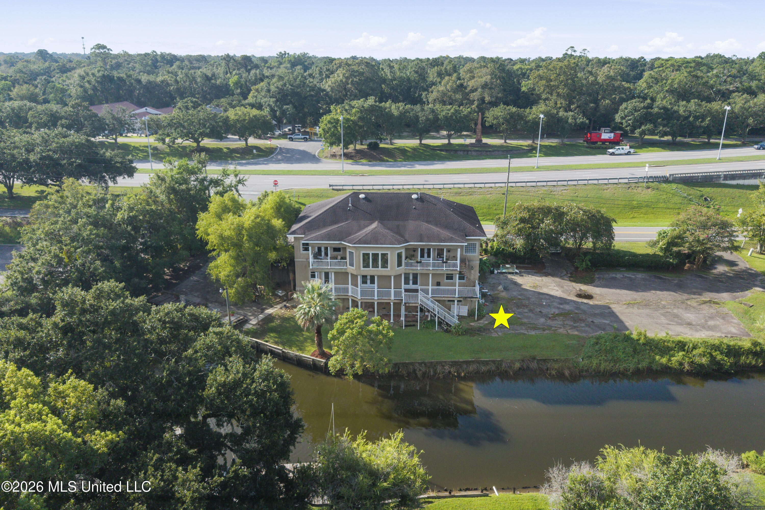 707 Bienville Boulevard Property Photo 15