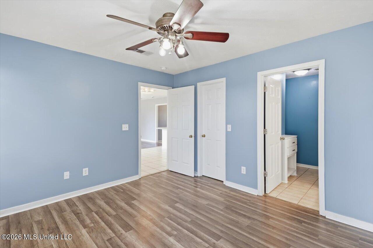 319 Green Meadow Drive Property Photo 16