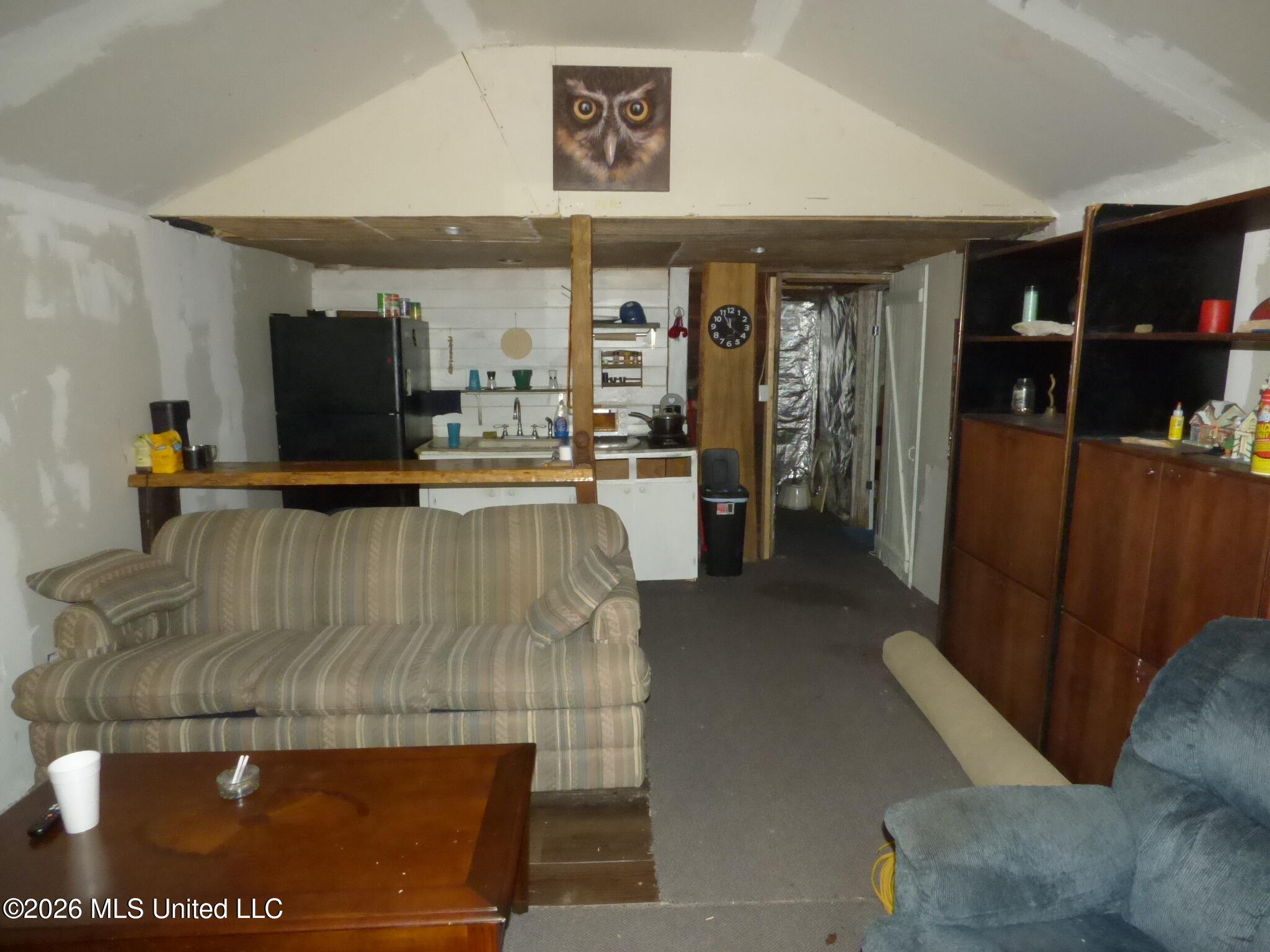412 Aston Avenue Property Photo 2