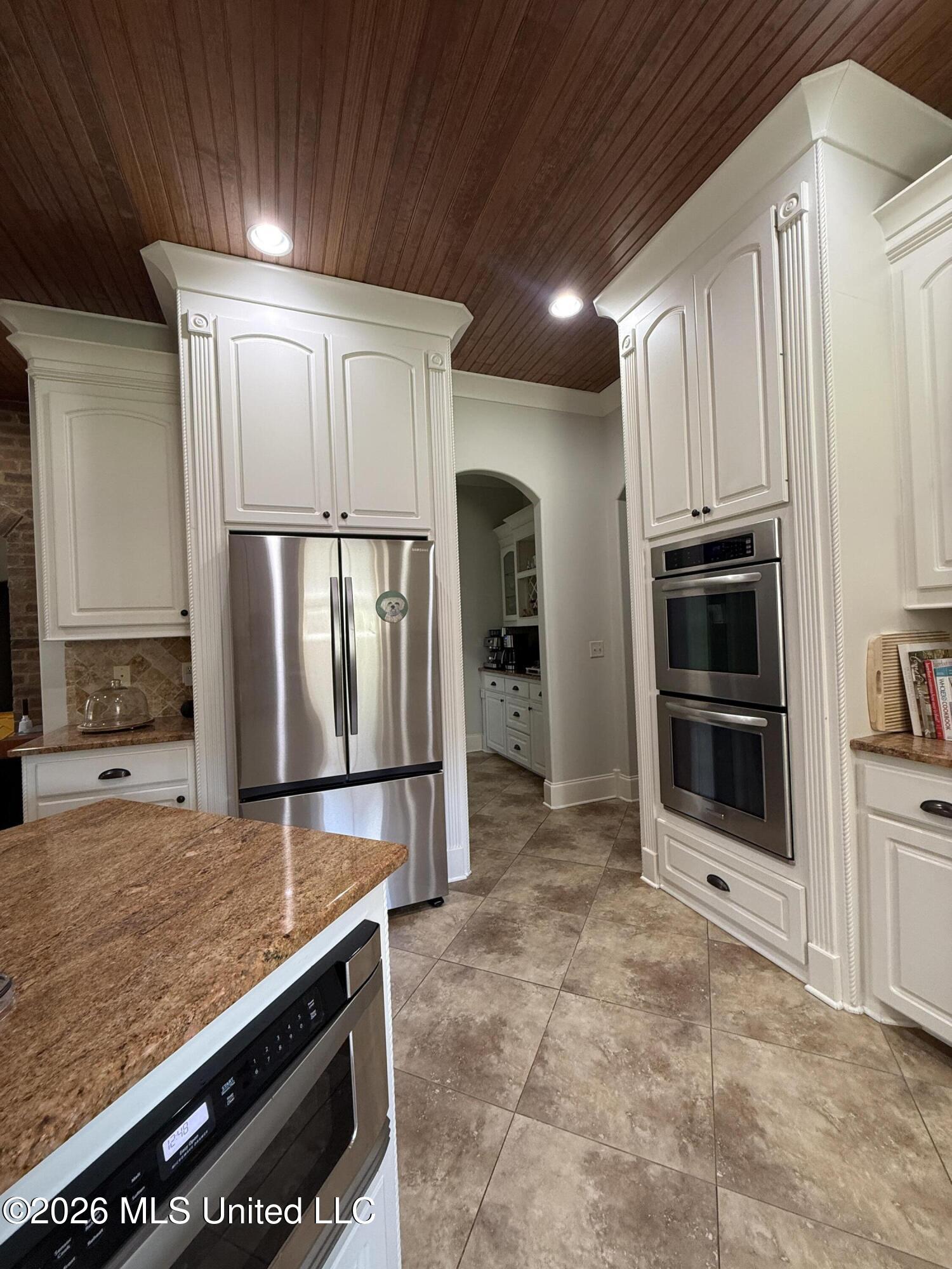 109 Hackberry Drive Property Photo 2