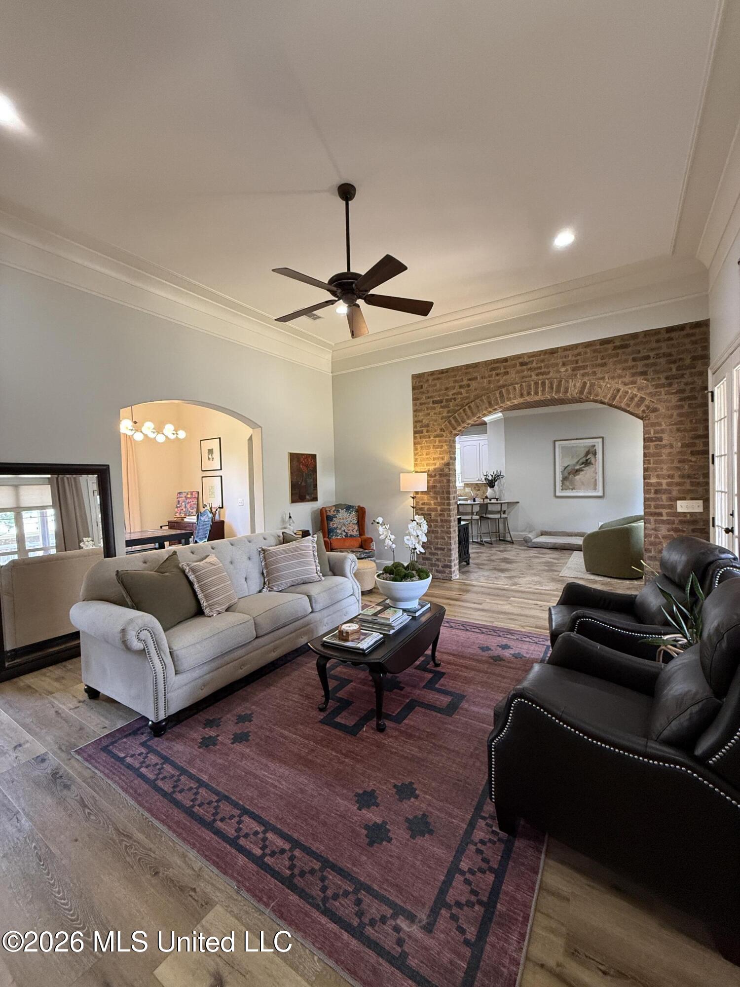 109 Hackberry Drive Property Photo 4