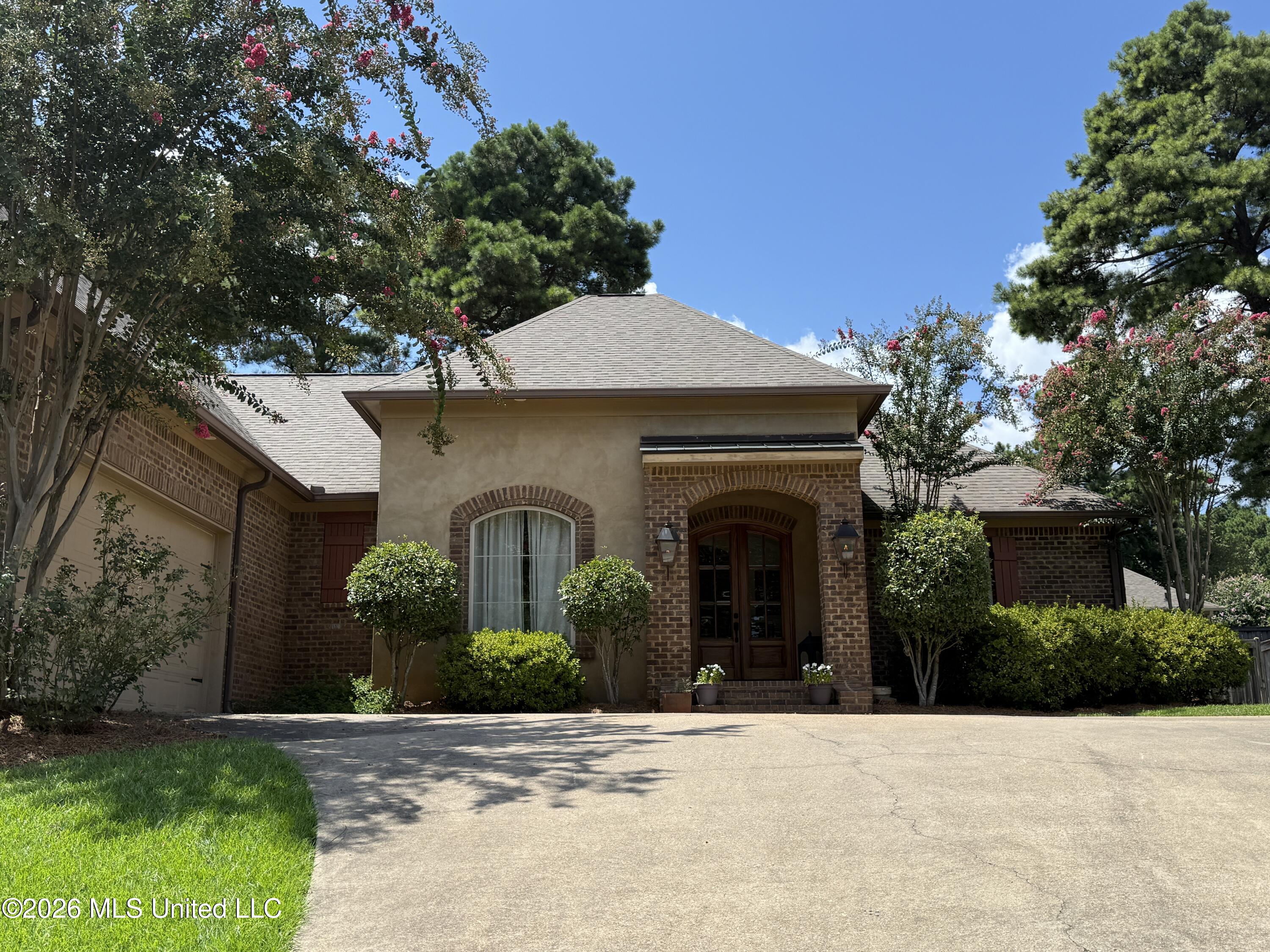 109 Hackberry Drive Property Photo 7