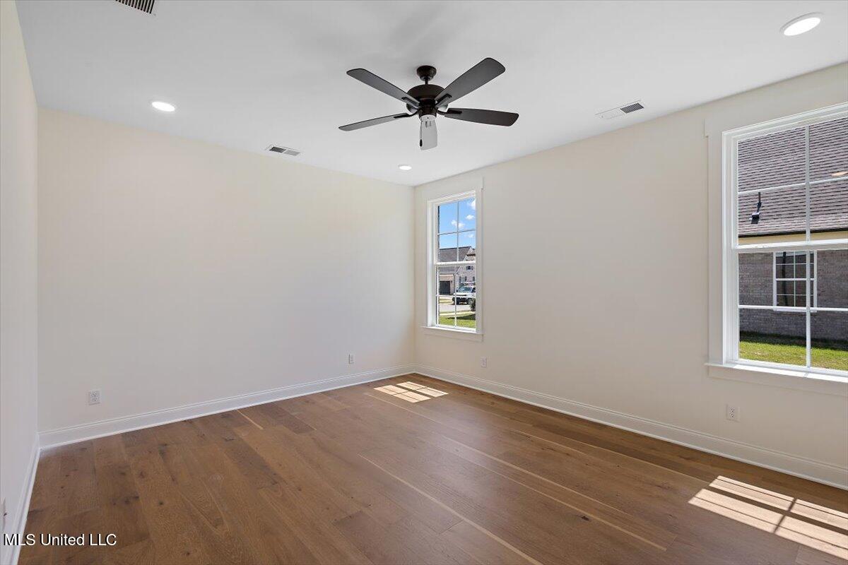 945 Coahoma Court Property Photo 15